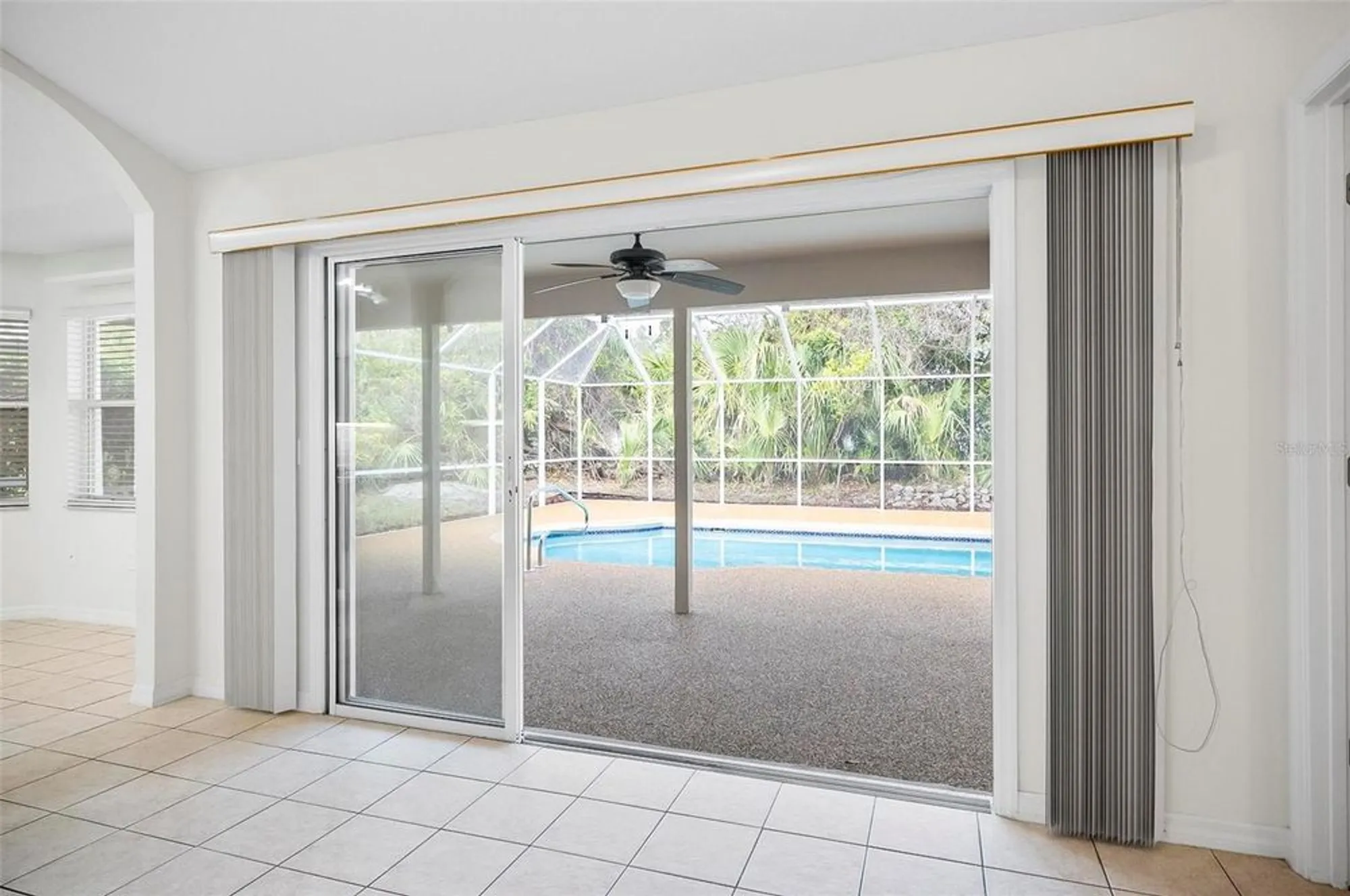 Property Slideshow image 21 of 39 | 6 point doral ct, Palm Coast, FL, 32137