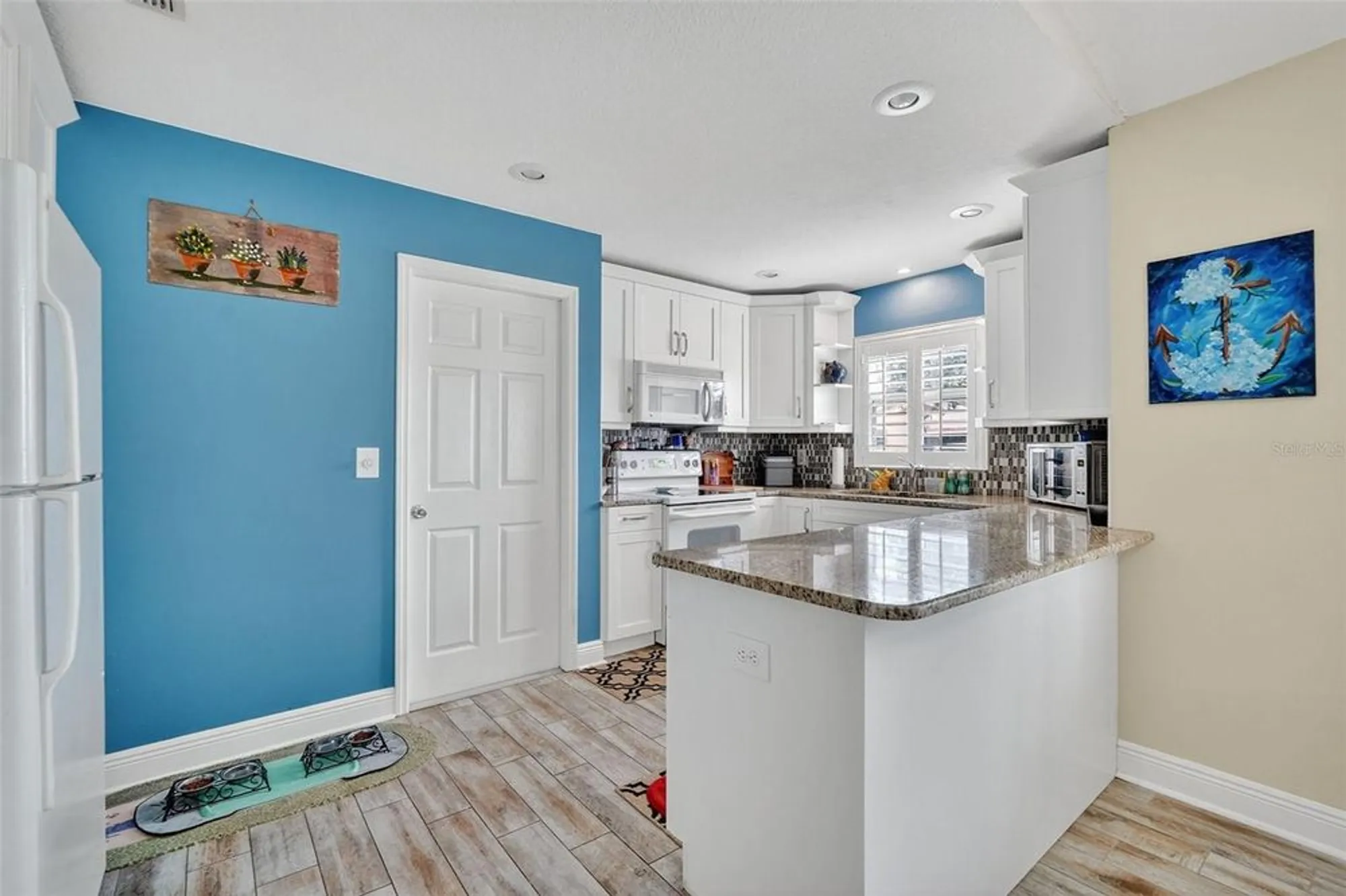 Property Slideshow image 16 of 55 | 29307 schinnecock hills ln, San Antonio, FL, 33576