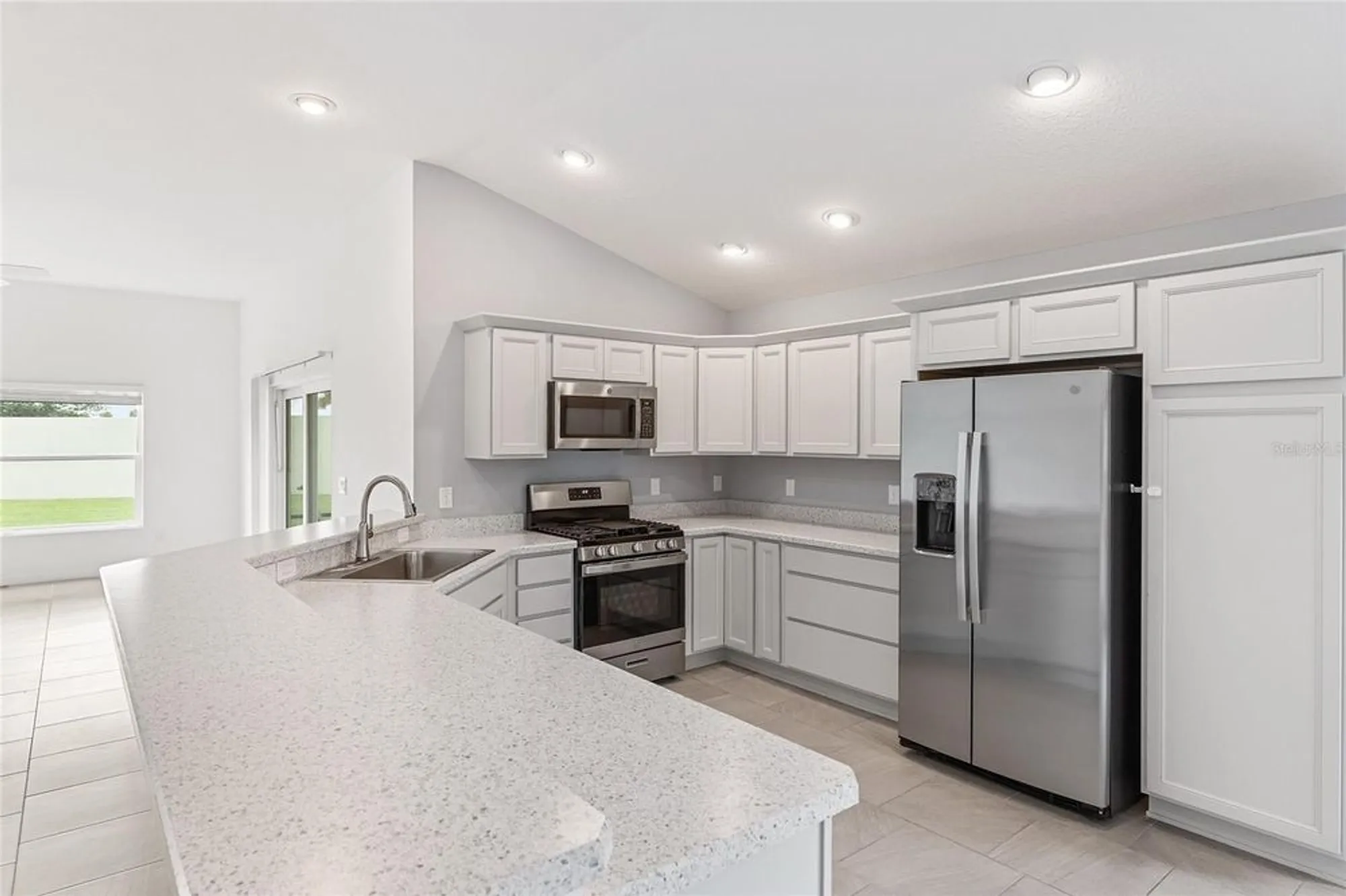 Property Slideshow image 13 of 36 | 1712 galloway dr, The Villages, FL, 32163