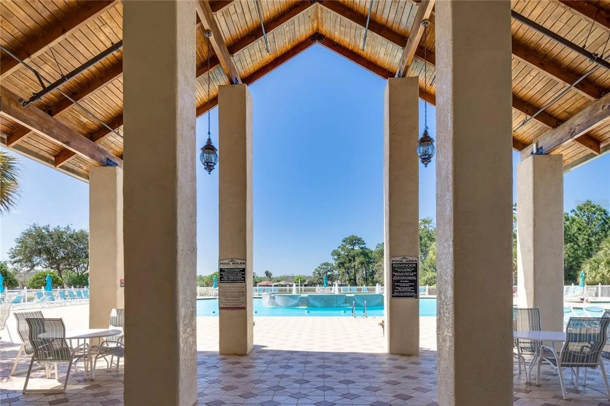 Property Slideshow image 23 of 45 | 10048 cleghorn dr, San Antonio, FL, 33576