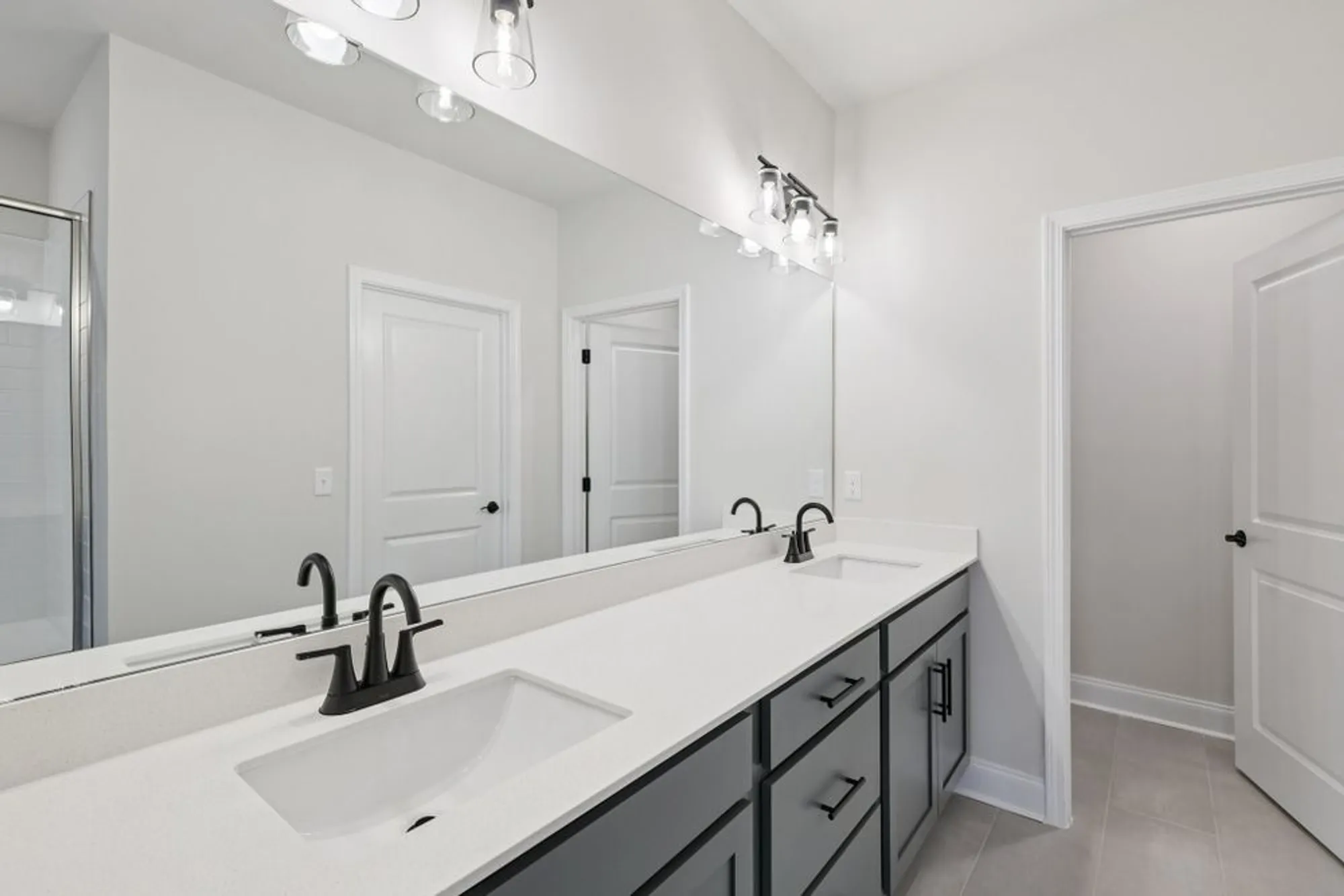 Property Slideshow image 39 of 51 | 320 stonehaus cir, Antioch, TN, 37013