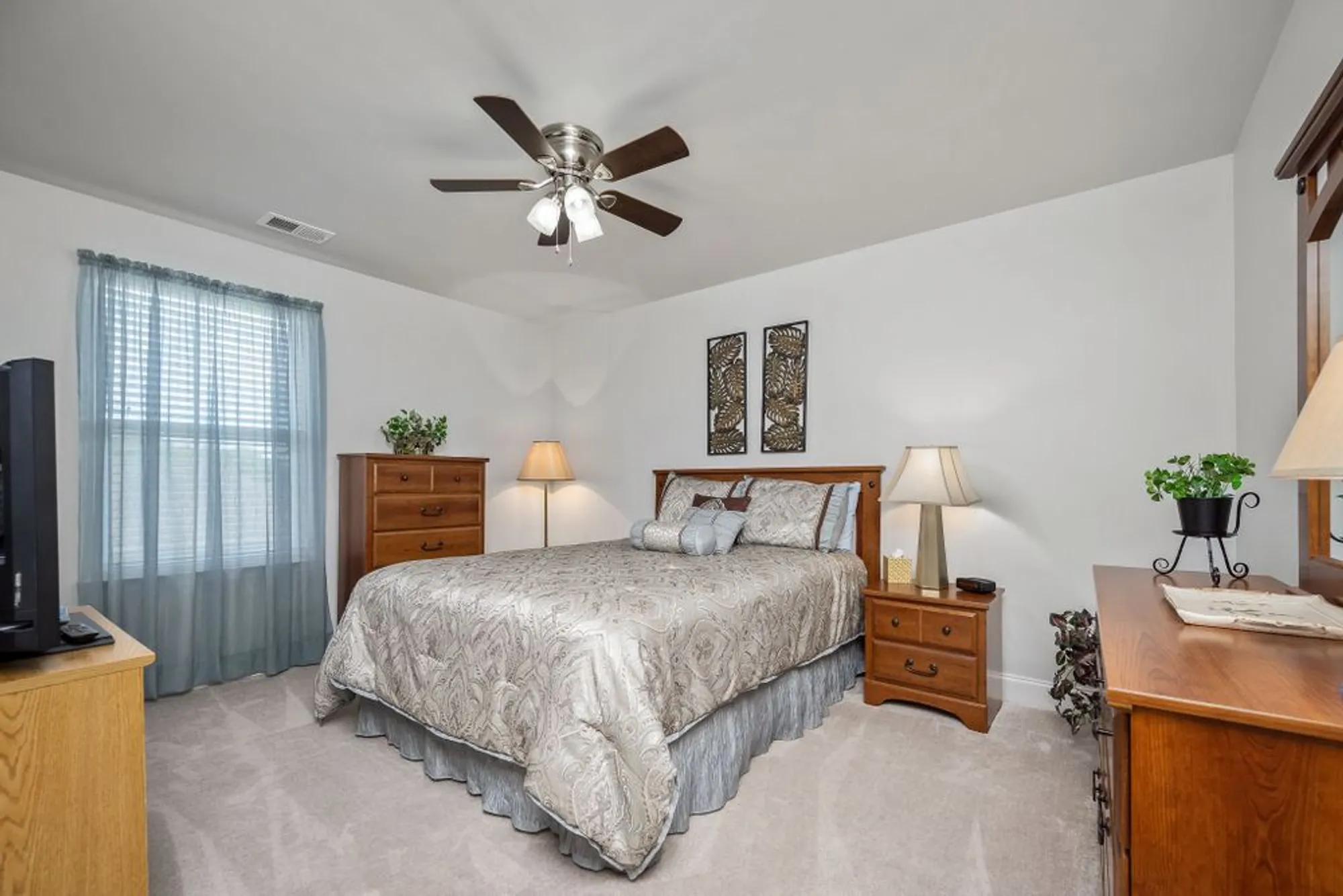 Property Slideshow image 35 of 52 | 266 meandering dr, Lebanon, TN, 37090