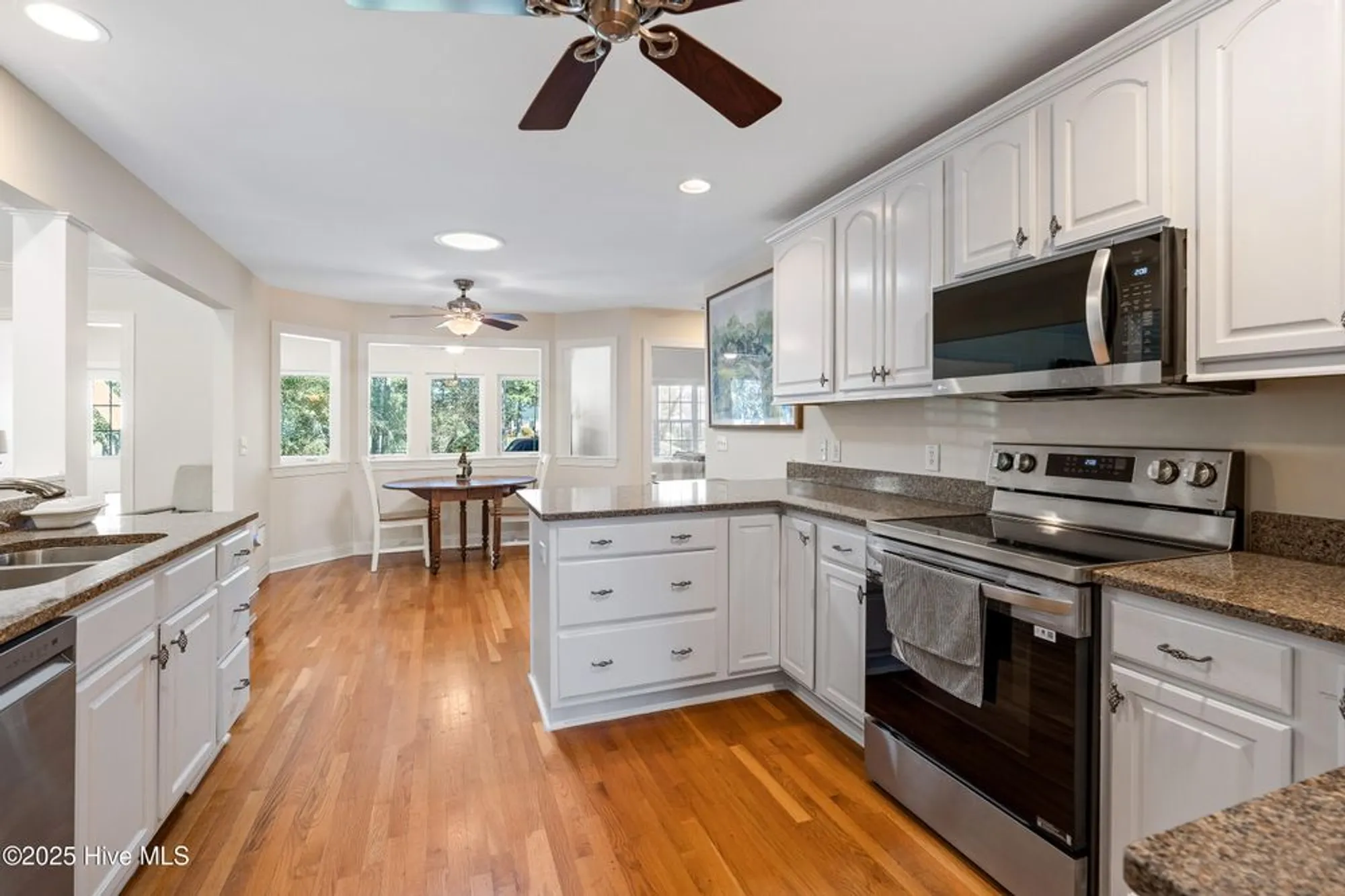 Property Slideshow image 18 of 47 | 3620 w medinah ave, Southport, NC, 28461