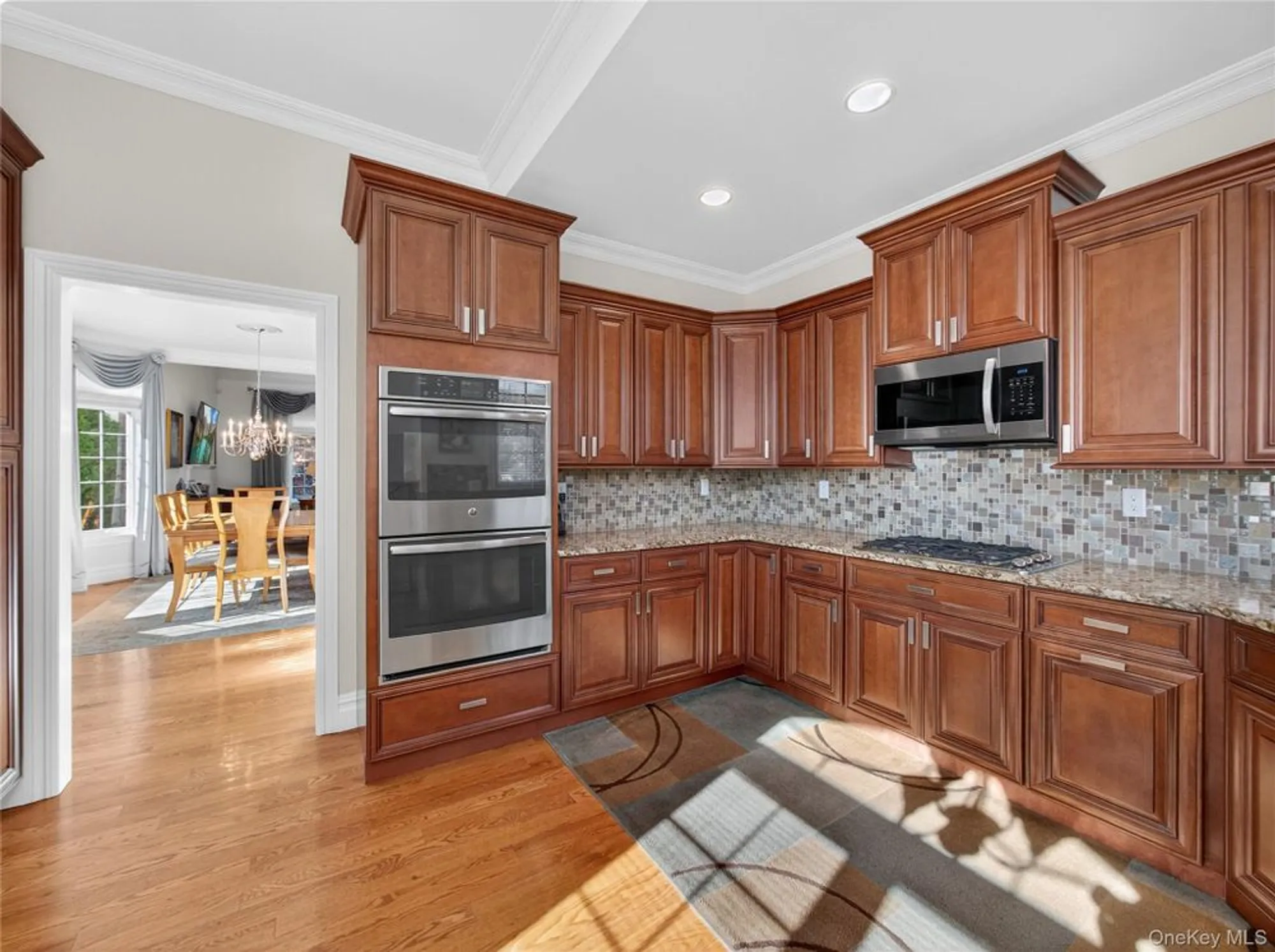Property Slideshow image 8 of 48 | 41 michael roberts ct, Pearl River, NY, 10965