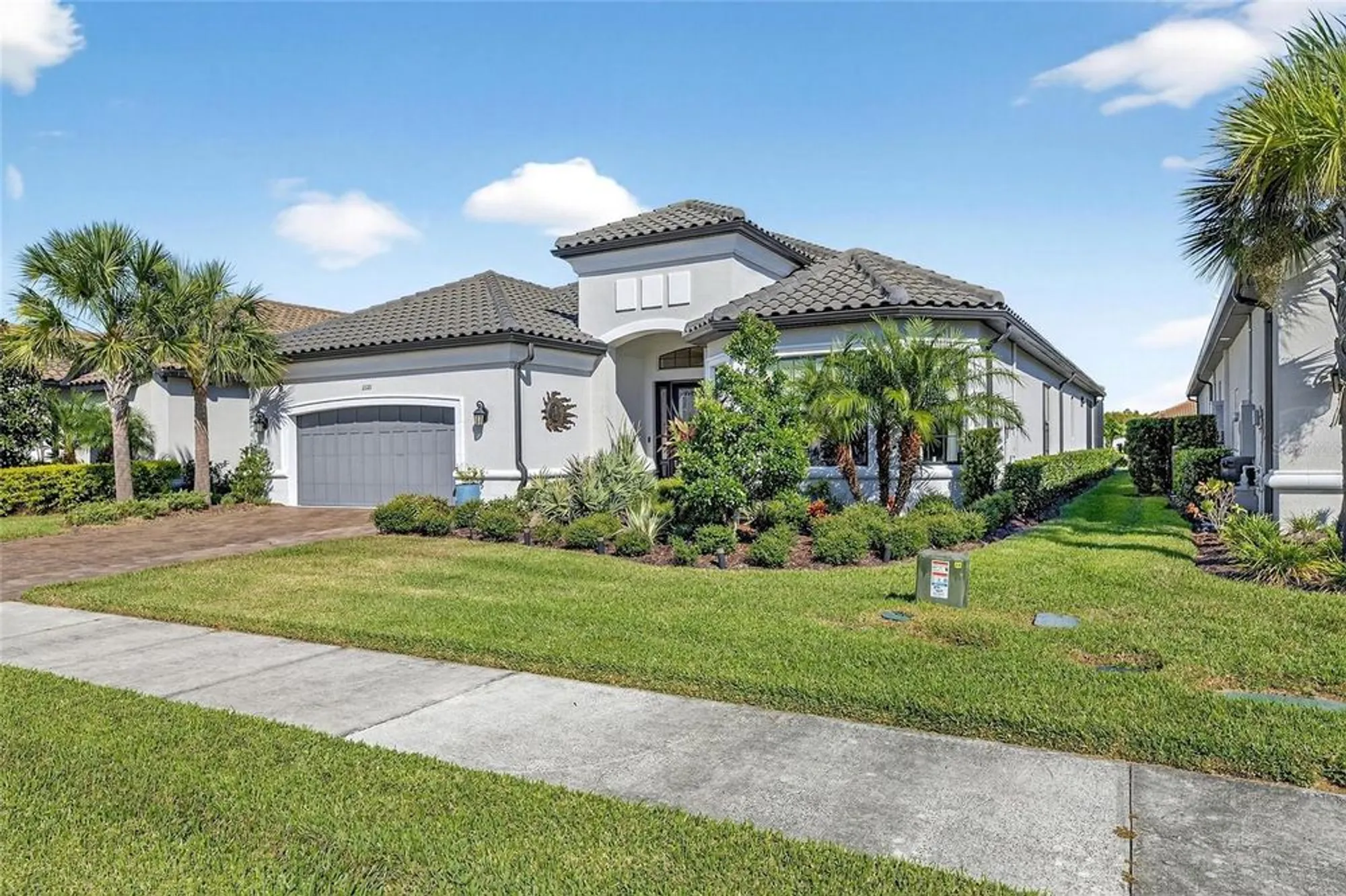 Property Slideshow image 6 of 99 | 11121 egeria dr, Odessa, FL, 33556