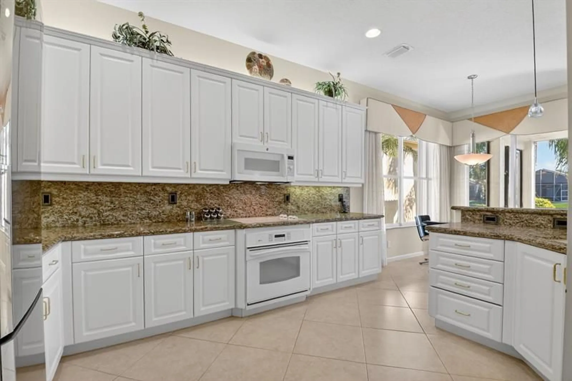 Property Slideshow image 19 of 48 | 8216 abalone point blvd, Lake Worth, FL, 33467