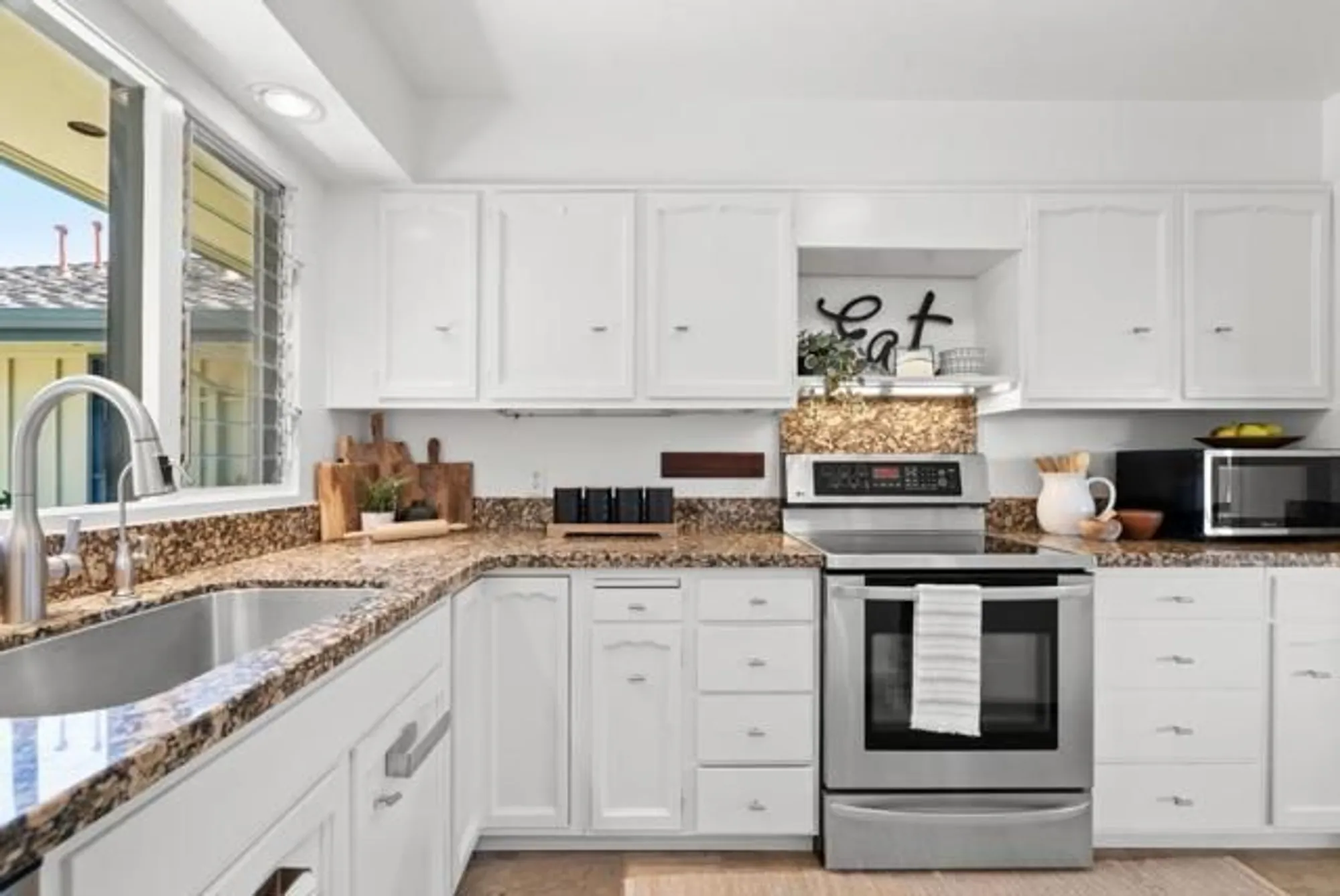 Property Slideshow image 16 of 44 | 115 del mesa carmel, Carmel, CA, 93923