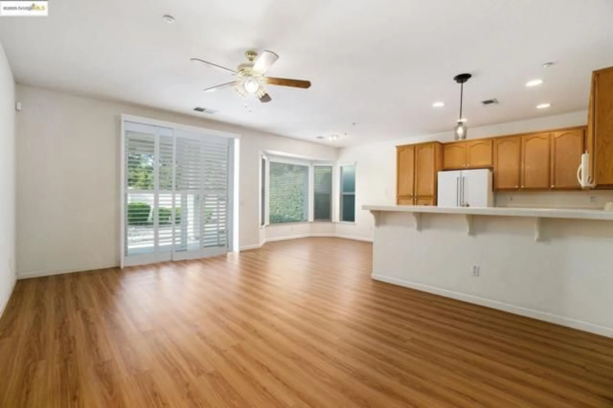 Property Slideshow image 10 of 23 | 939 centennial dr, Brentwood, CA, 94513