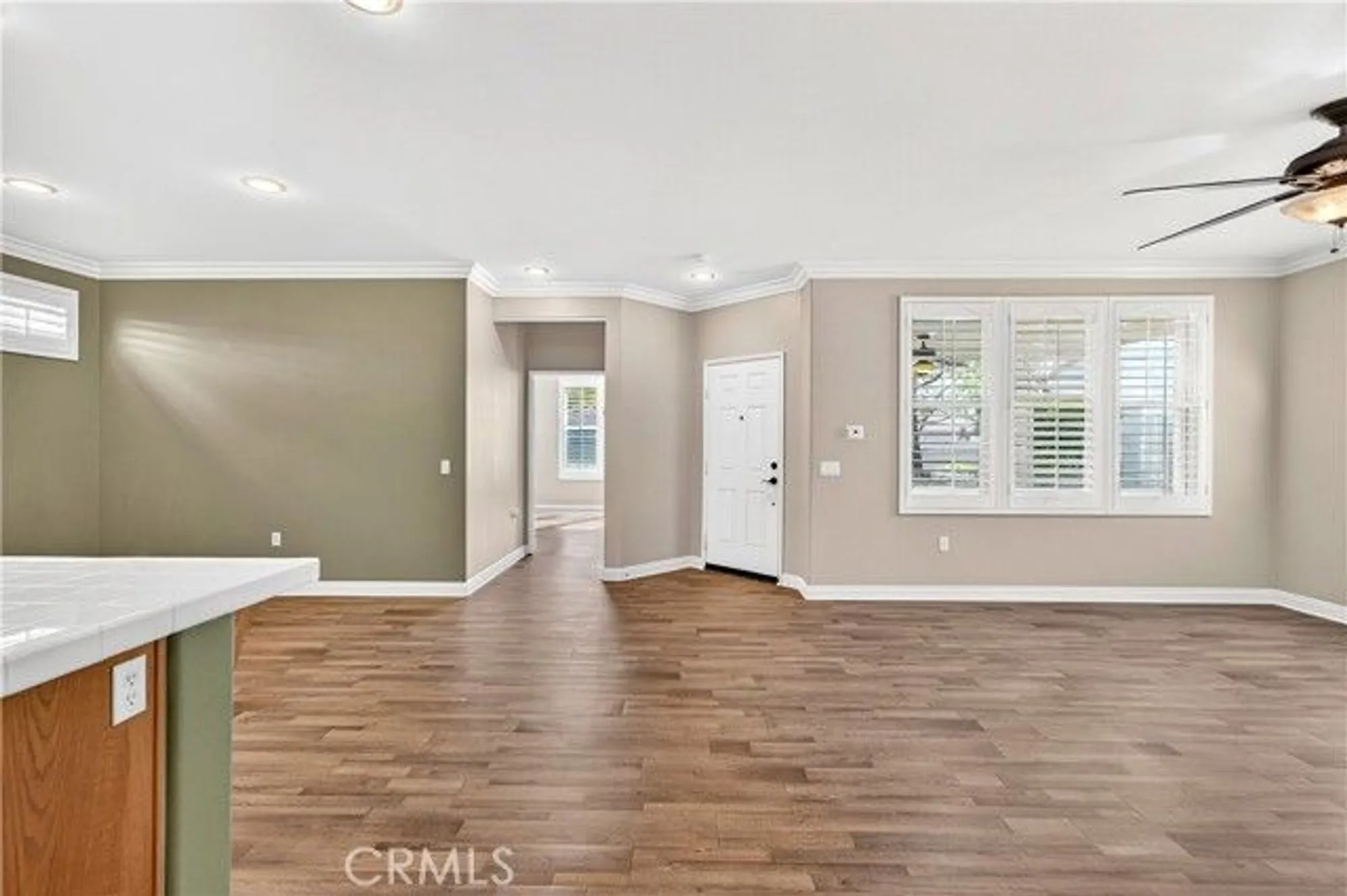 Property Slideshow image 24 of 61 | 215 firestone ln, Hemet, CA, 92545