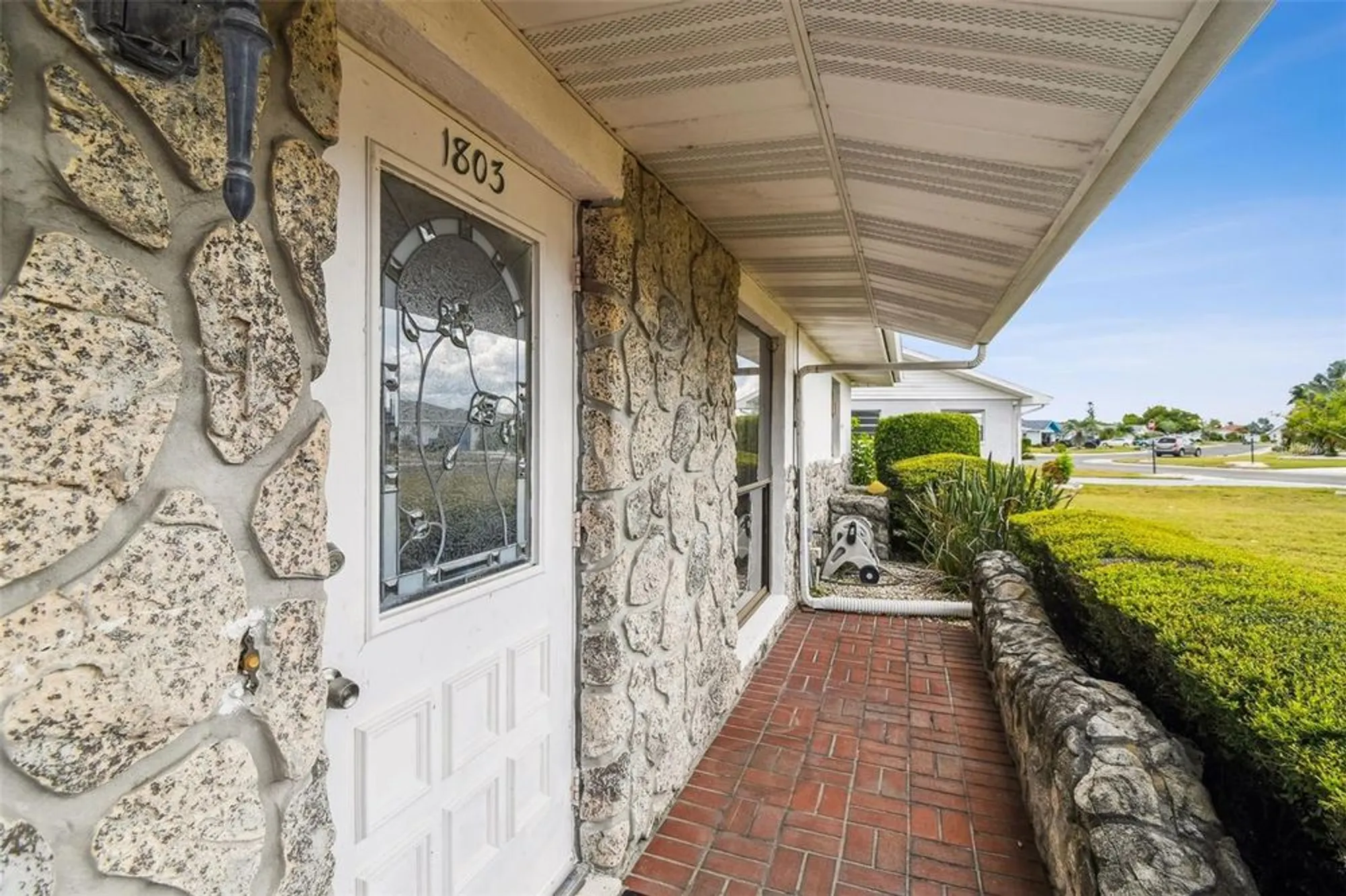 Property Slideshow image 15 of 100 | 1803 pineapple palm ct, Sun City Center, FL, 33573