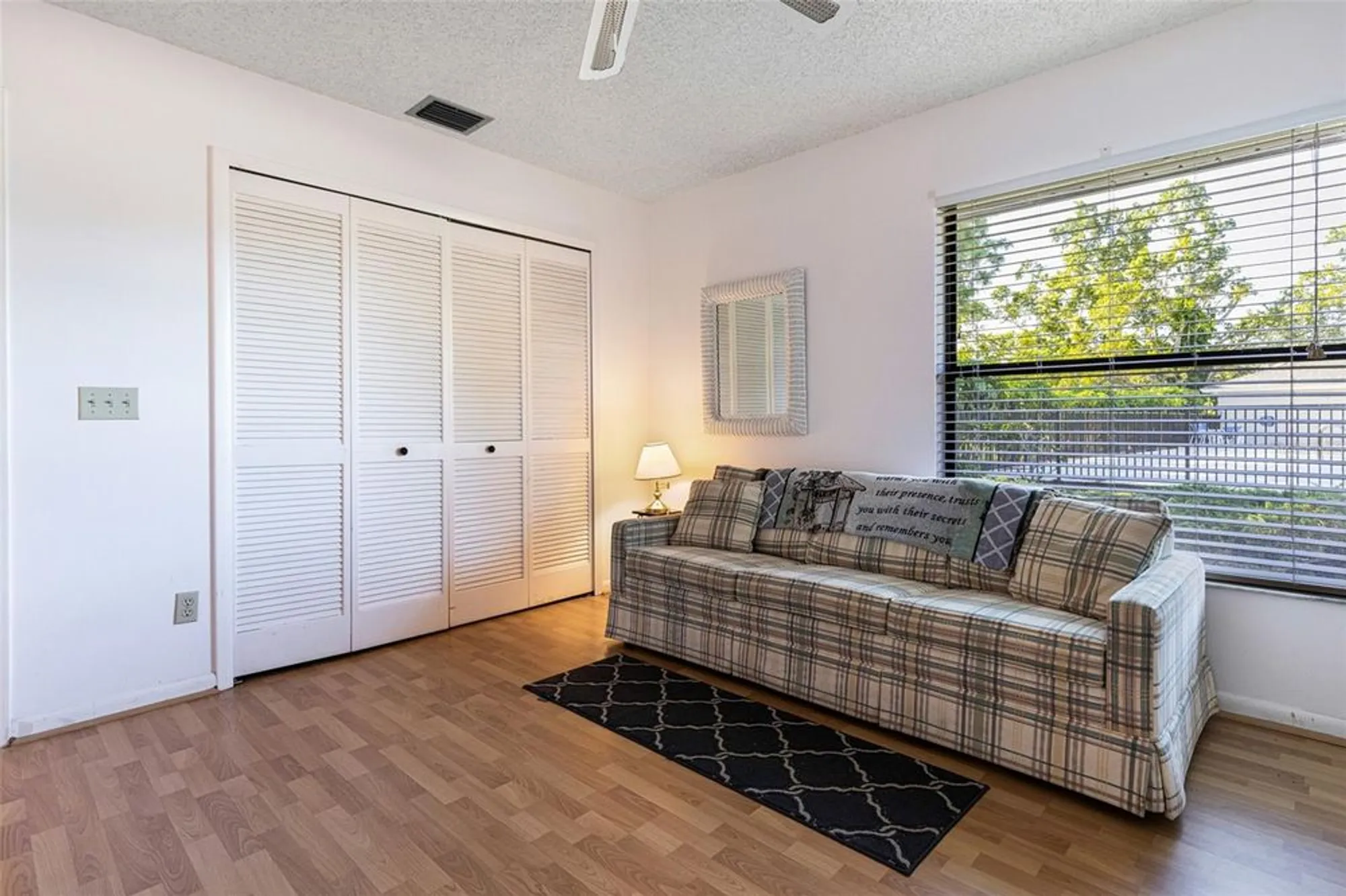 Property Slideshow image 19 of 33 | 3041 matecumbe key rd 4, Punta Gorda, FL, 33955