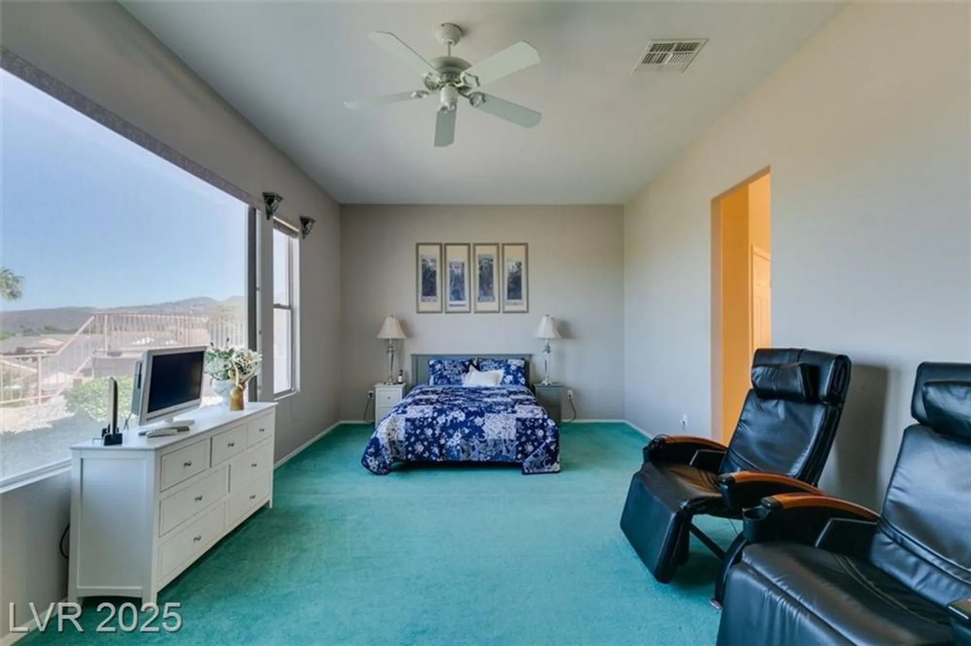 Property Slideshow image 25 of 34 | 2112 king mesa dr, Henderson, NV, 89012