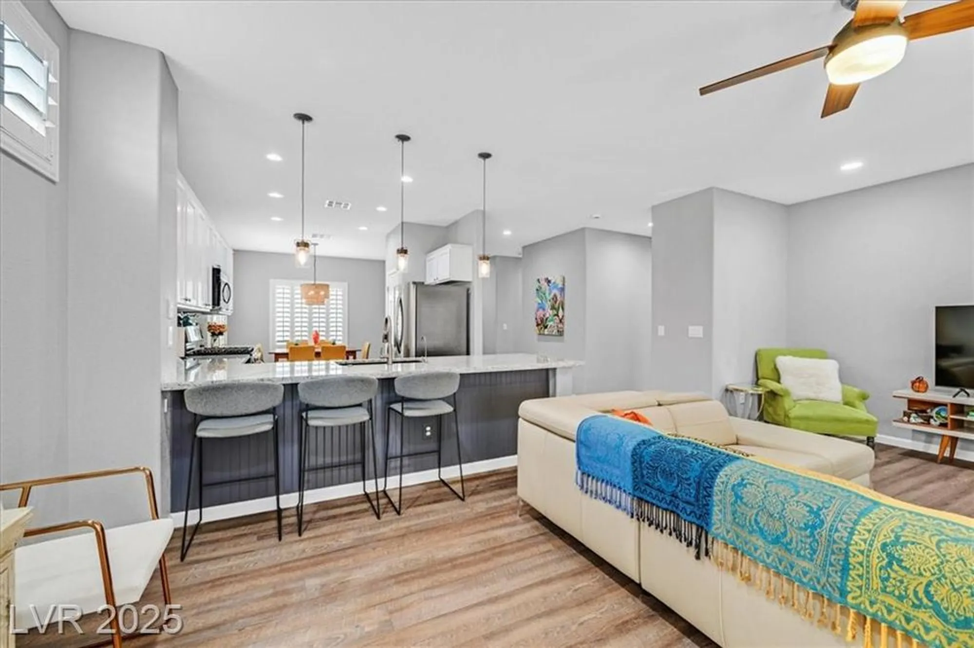 Property Slideshow image 15 of 43 | 2208 sawtooth mountain dr, Henderson, NV, 89044