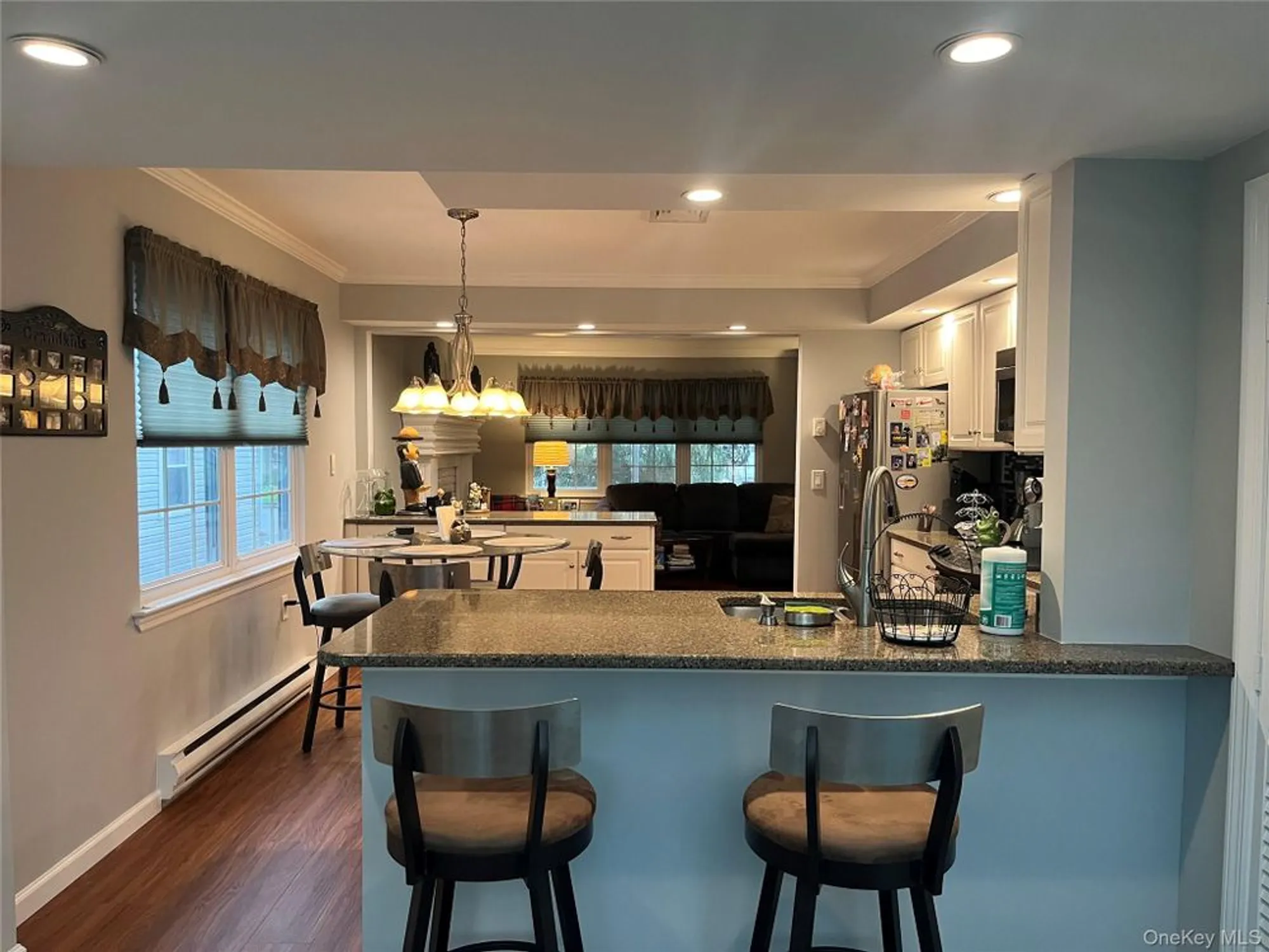 Property Slideshow image 8 of 30 | 194 canterbury dr, Ridge, NY, 11961