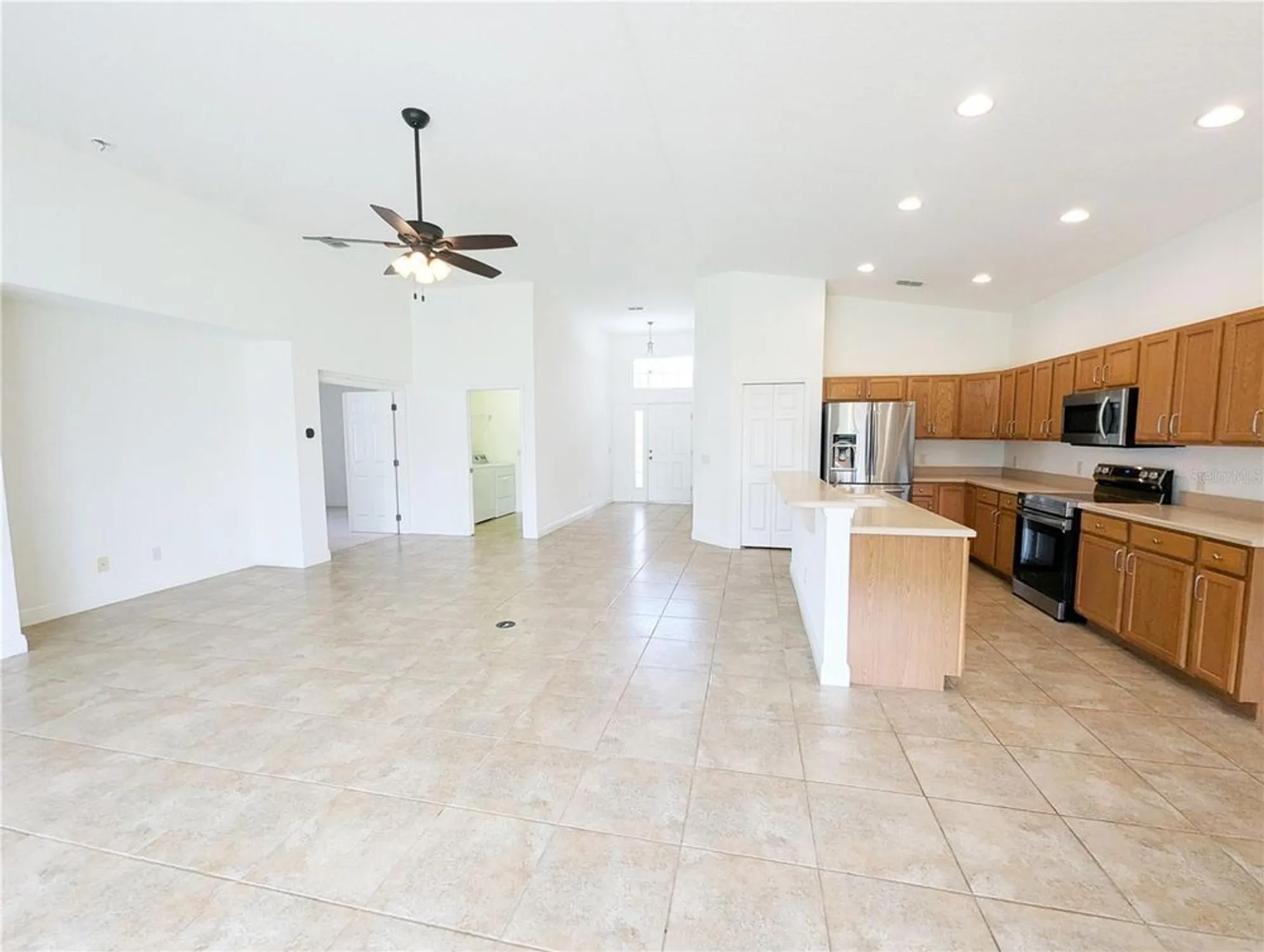 Property Slideshow image 4 of 32 | 1882 w angelica loop, Lecanto, FL, 34461