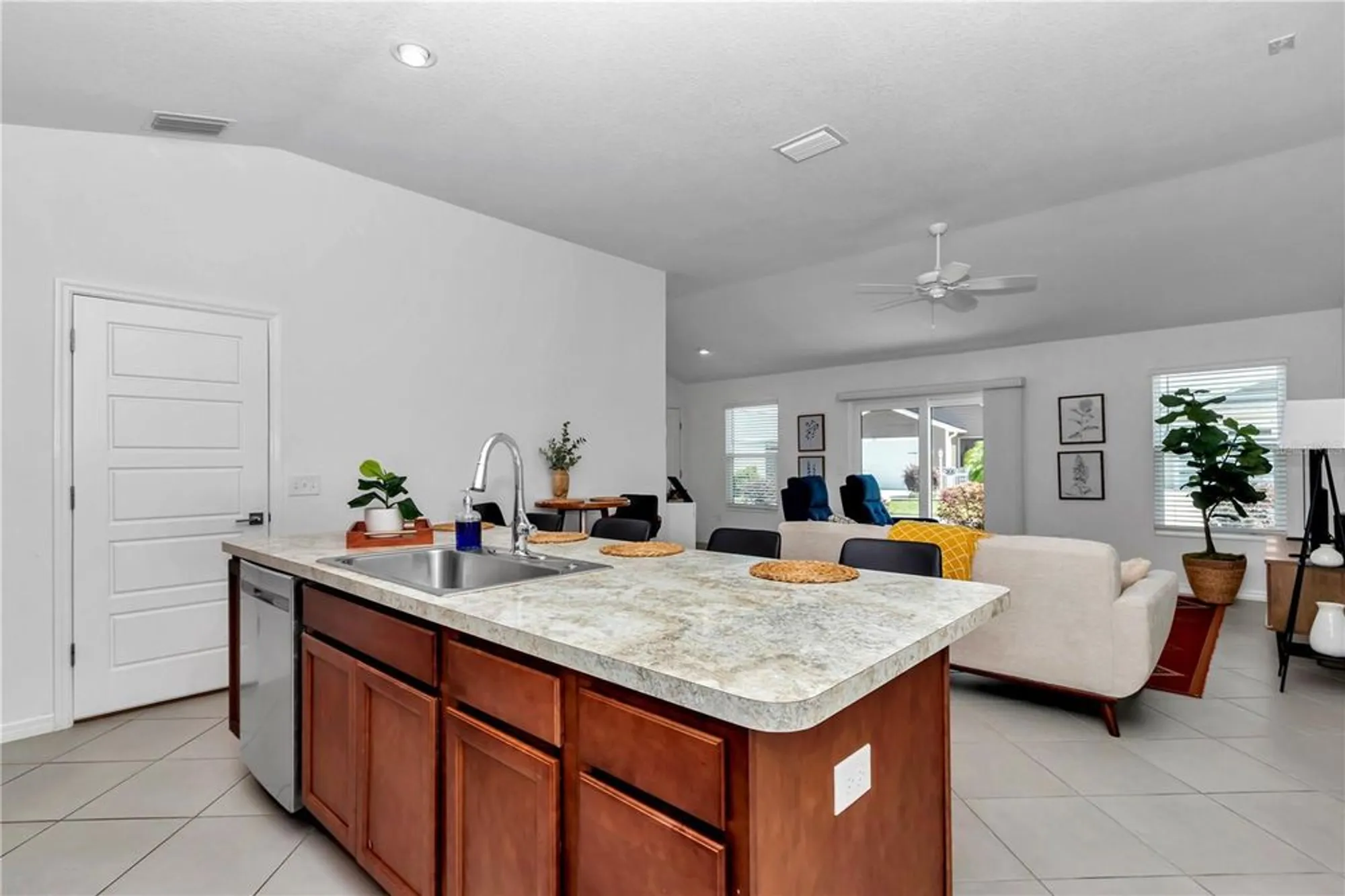 Property Slideshow image 15 of 38 | 6223 atkinson ln, The Villages, FL, 32163