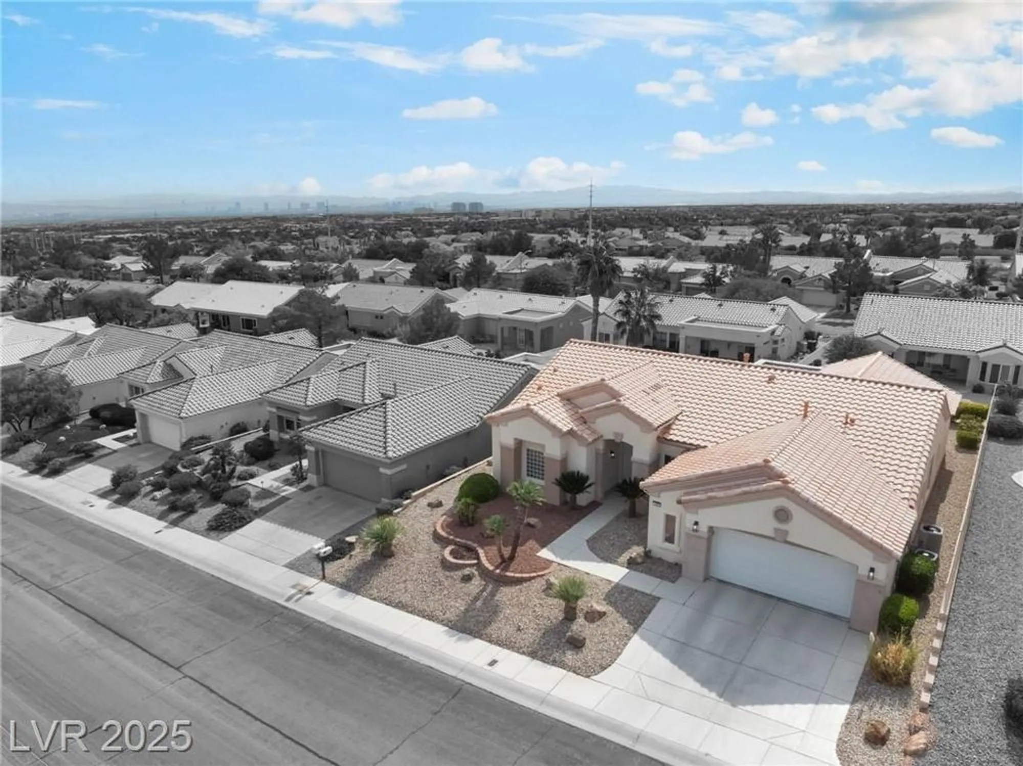 Property Slideshow image 31 of 42 | 10805 clarion ln, Las Vegas, NV, 89134