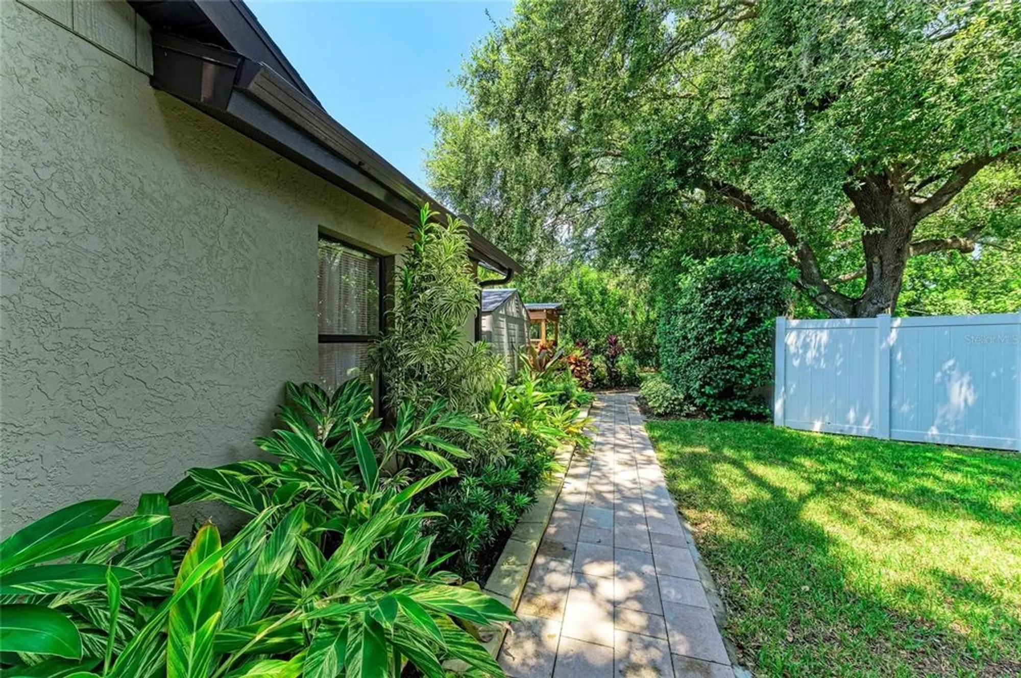 Property Slideshow image 67 of 69 | 8416 palm lakes ct, Sarasota, FL, 34243