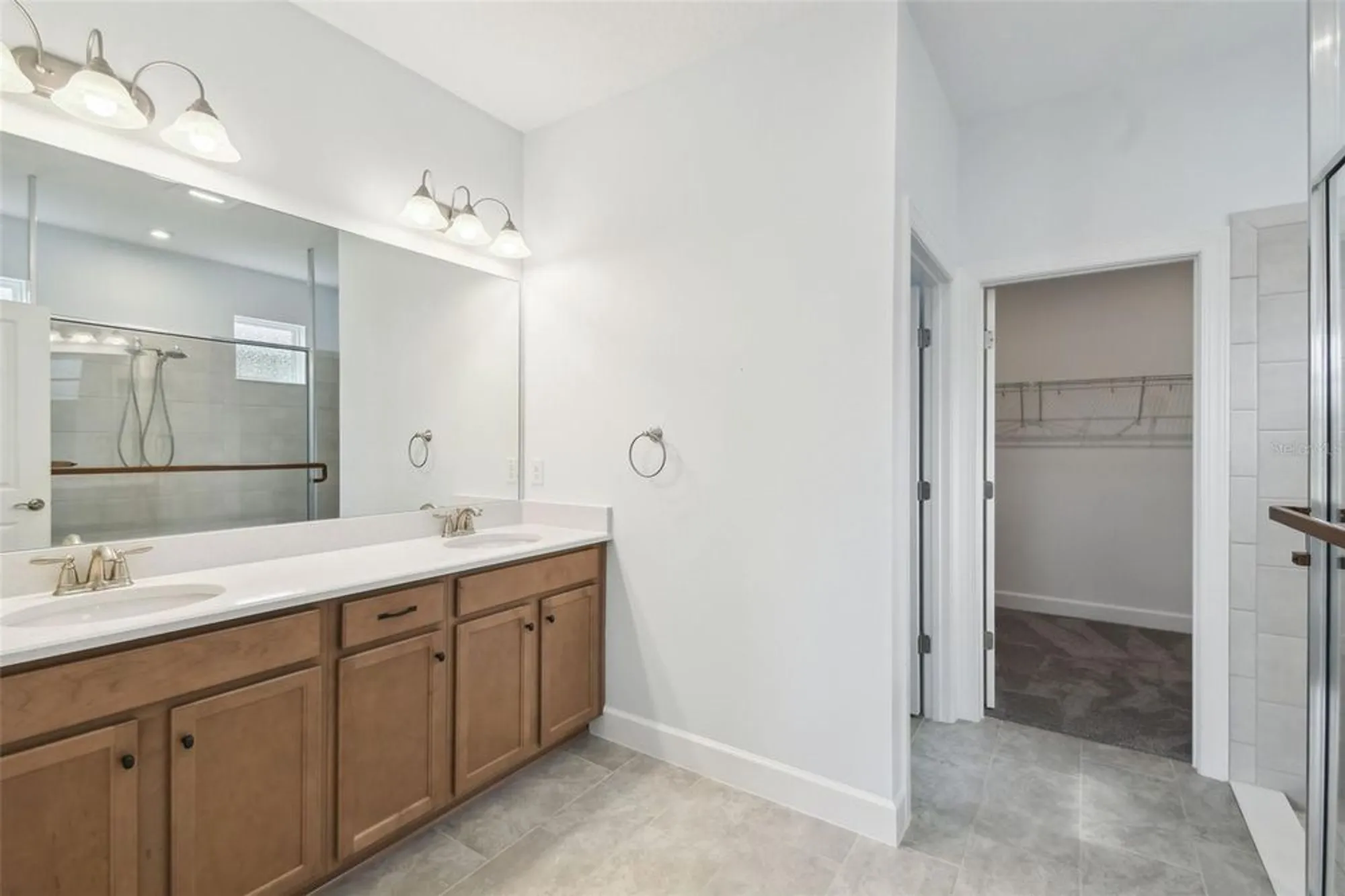 Property Slideshow image 18 of 53 | 204 bella cortina dr, Kissimmee, FL, 34759