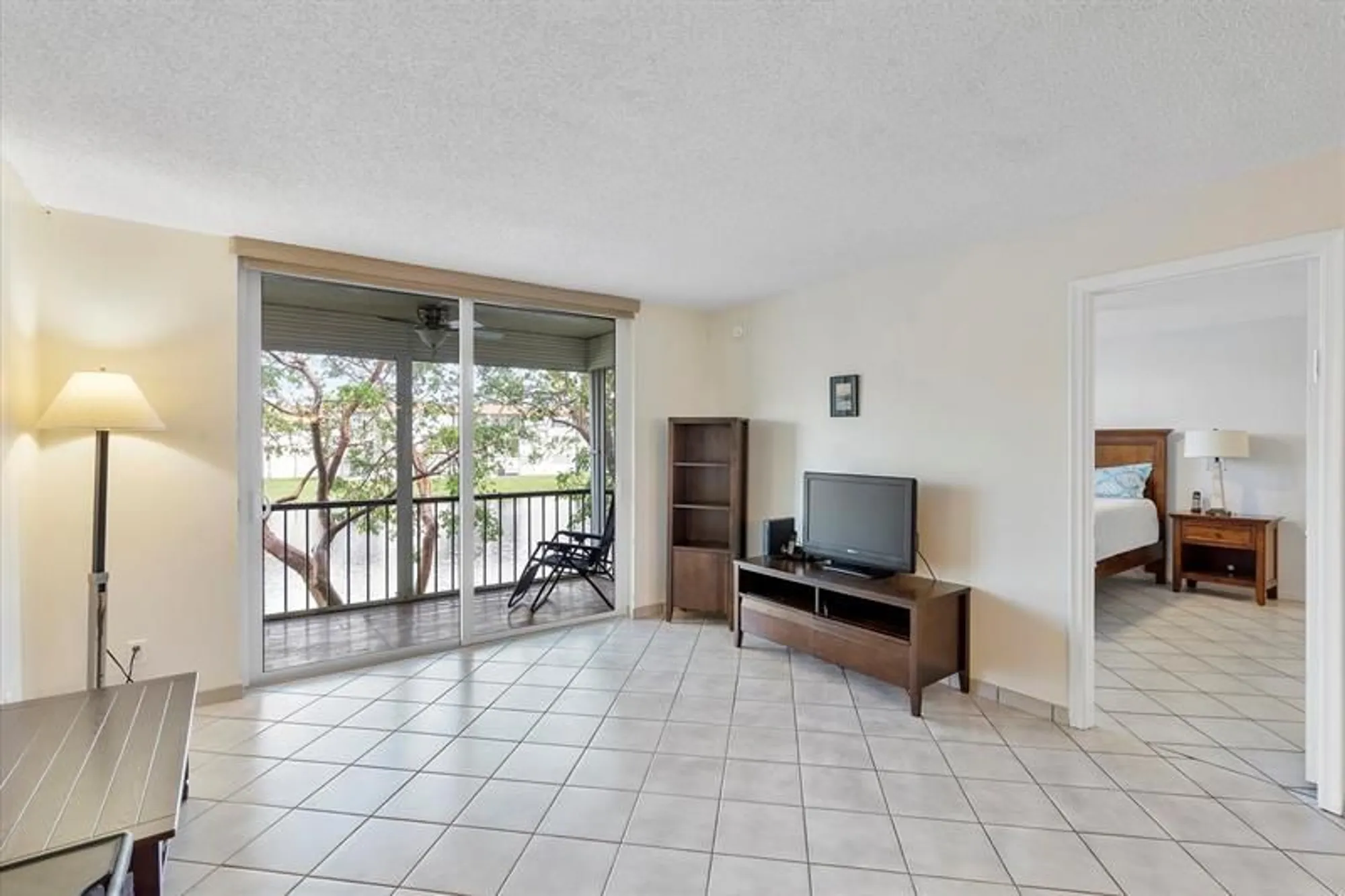 Property Slideshow image 7 of 23 | 8971 s hollybrook blvd apt 209, Pembroke Pines, FL, 33025
