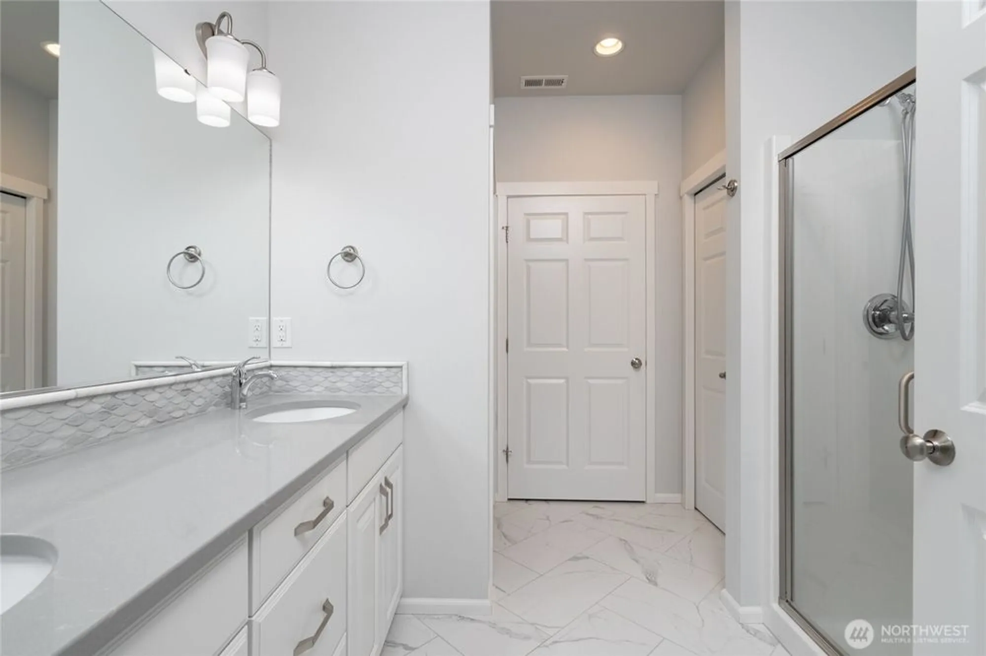 Property Slideshow image 29 of 39 | 945 alpine view dr, Mount Vernon, WA, 98274