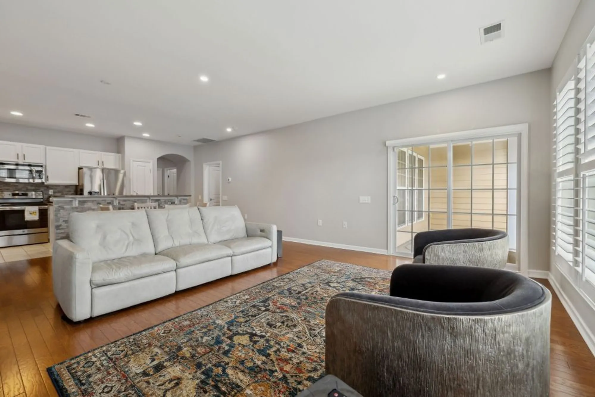 Property Slideshow image 12 of 37 | 157 old towne dr, Mount Juliet, TN, 37122