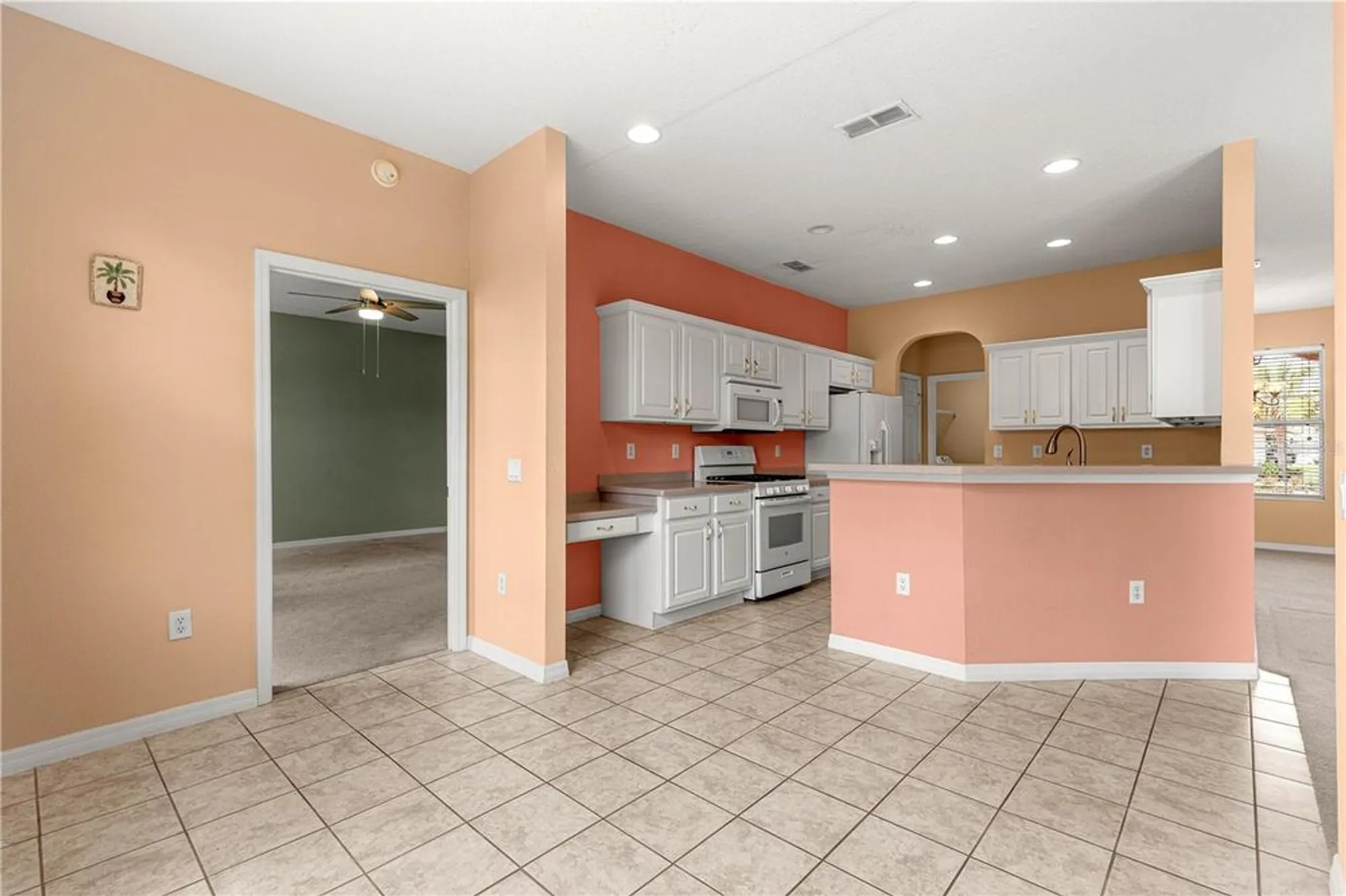 Property Slideshow image 15 of 46 | 8380 sw 82nd cir, Ocala, FL, 34481