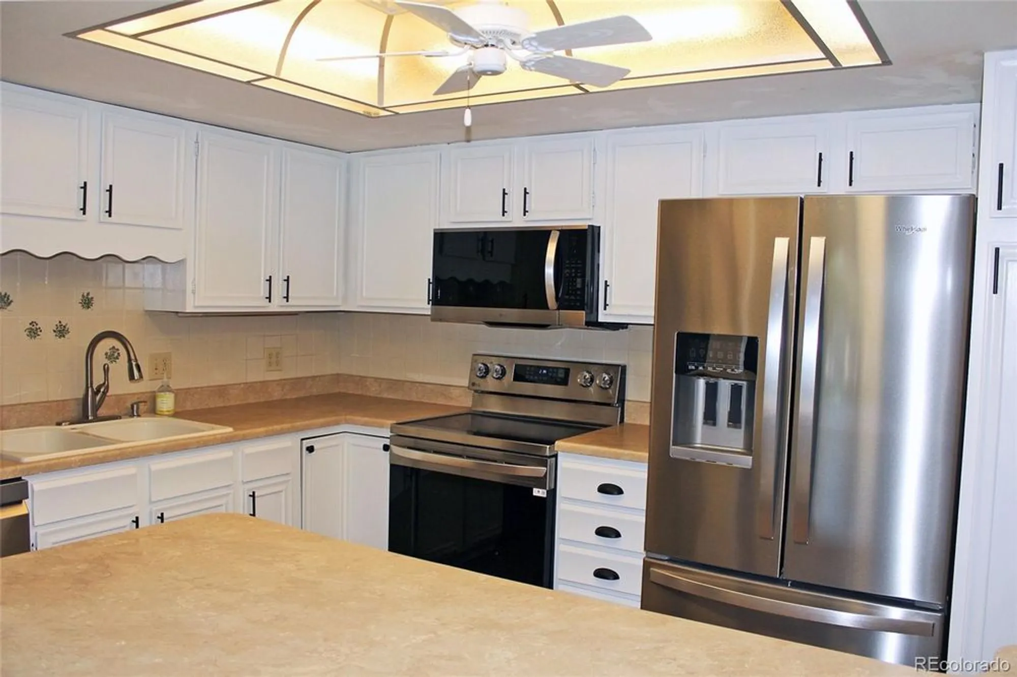 Property Slideshow image 5 of 33 | 14152 e linvale pl 311, Aurora, CO, 80014