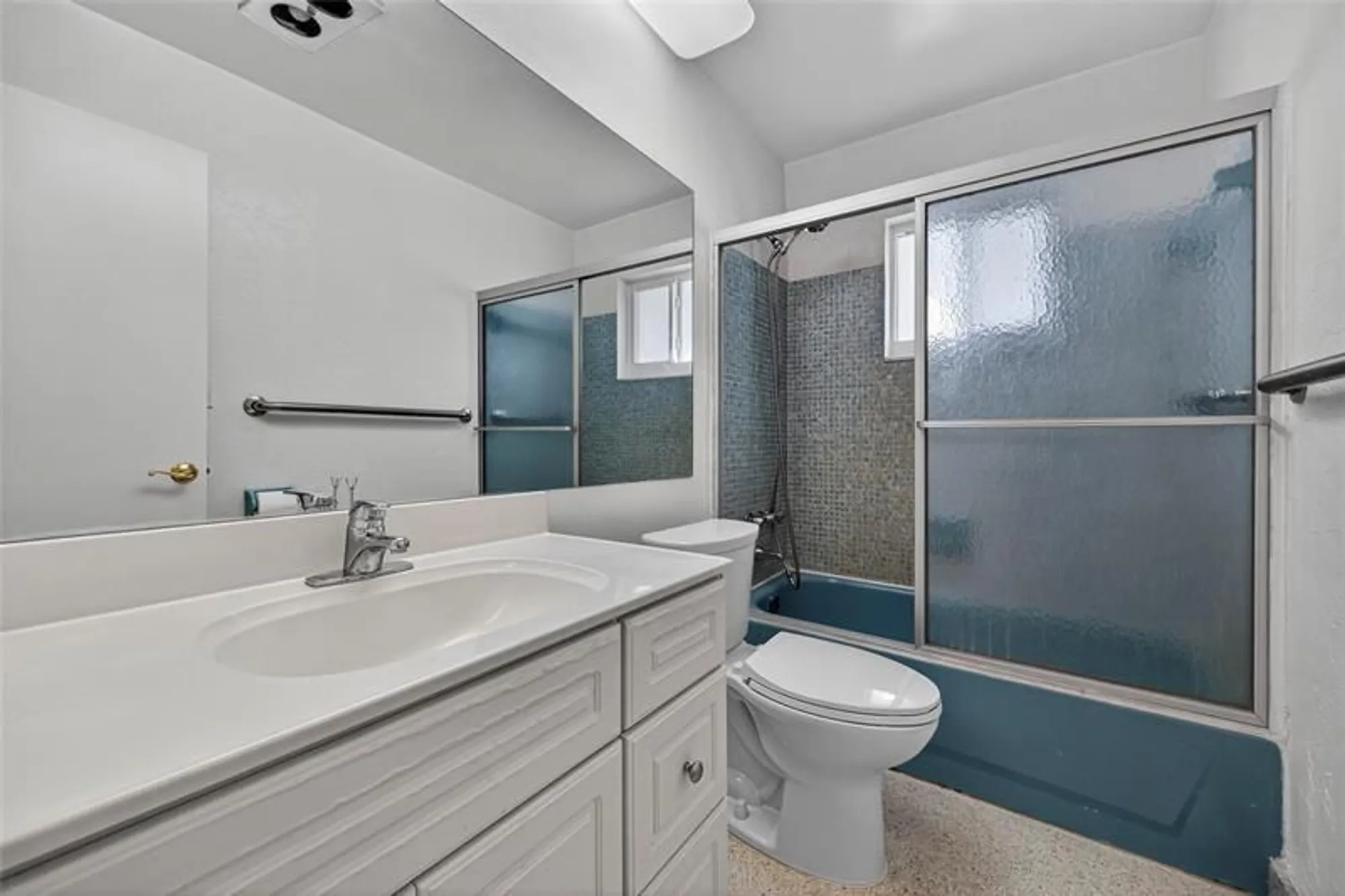 Property Slideshow image 24 of 67 | 2711 nw 4th ave, Pompano Beach, FL, 33064