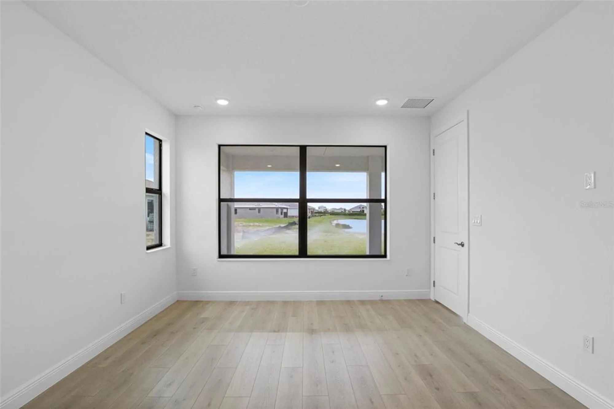 Property Slideshow image 9 of 55 | 18373 rockport pl, Lakewood Ranch, FL, 34211