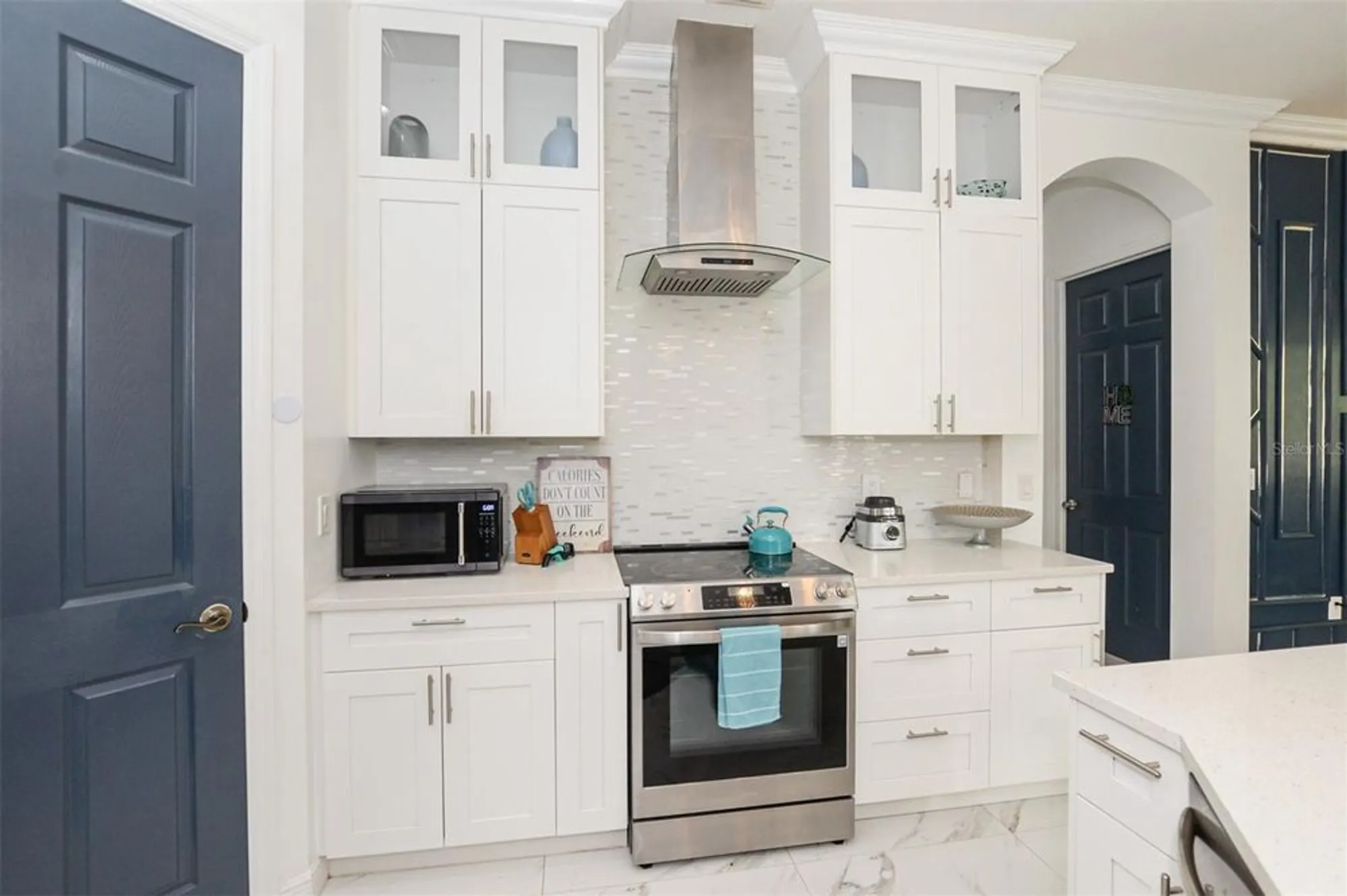 Property Slideshow image 11 of 39 | 293 sw lake forest way, Port Saint Lucie, FL, 34986