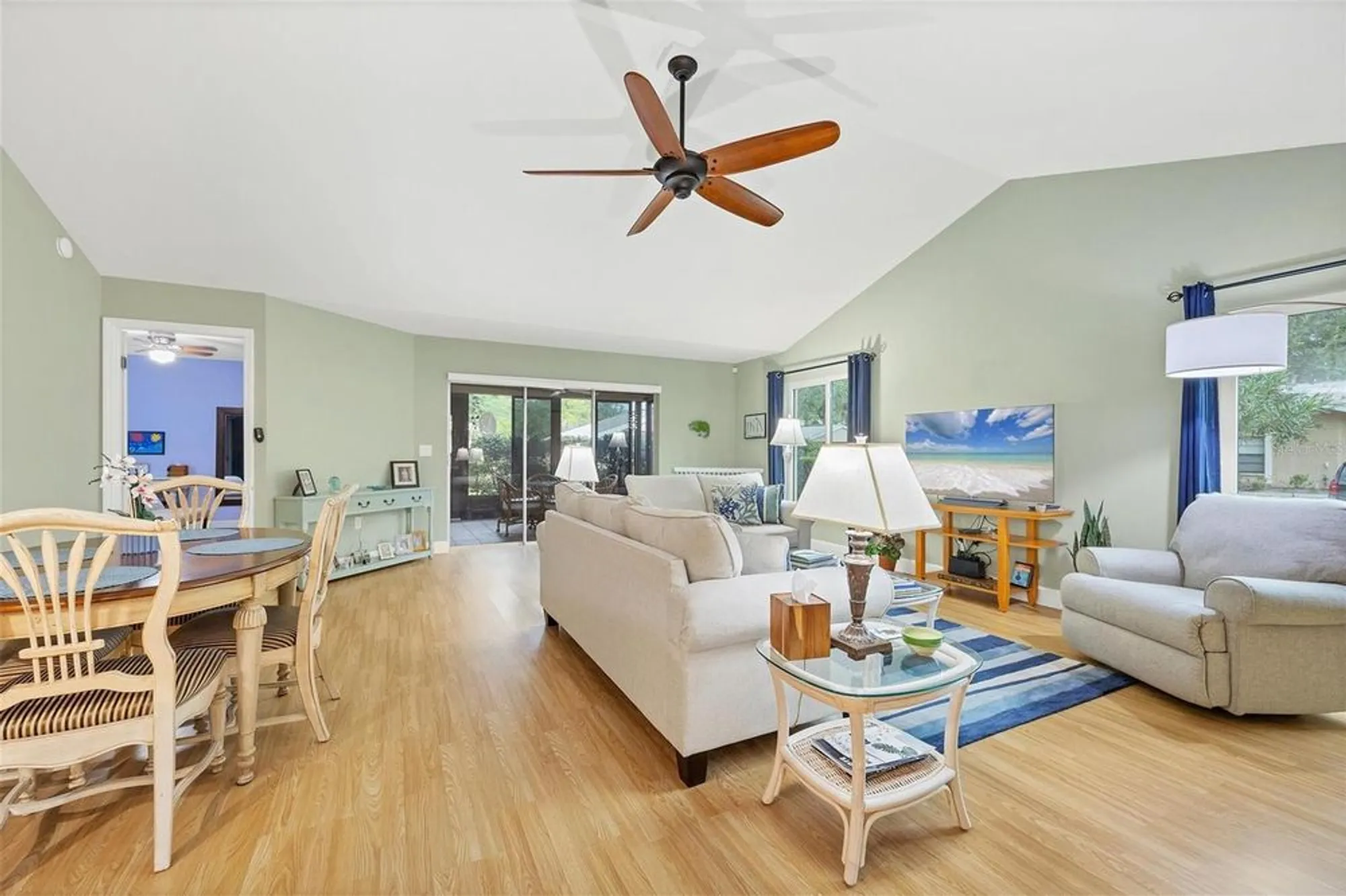 Property Slideshow image 17 of 51 | 3443 tallywood cir 7061, Sarasota, FL, 34237