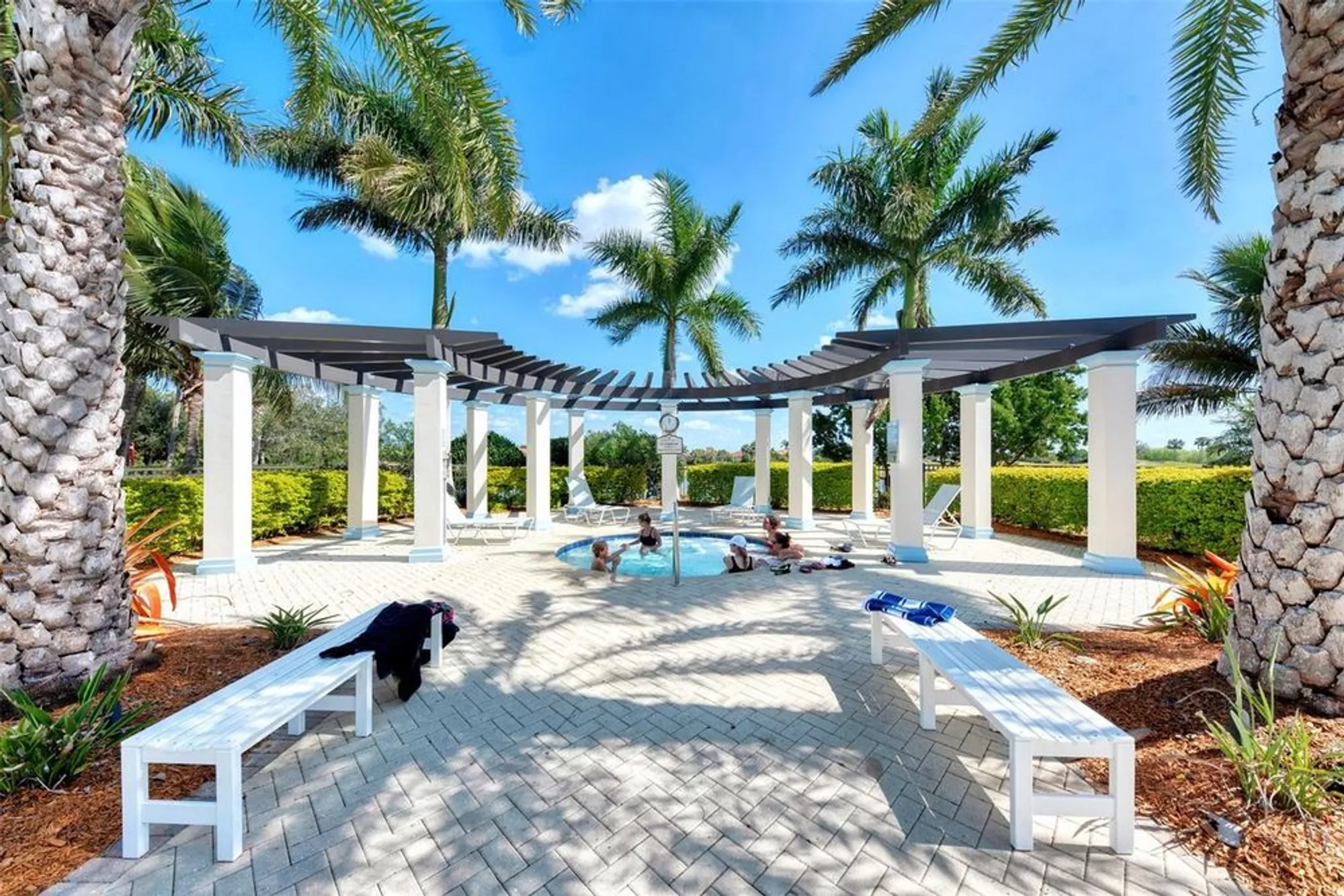 Property Slideshow image 83 of 92 | 10817 tarflower dr unit 201, Venice, FL, 34293