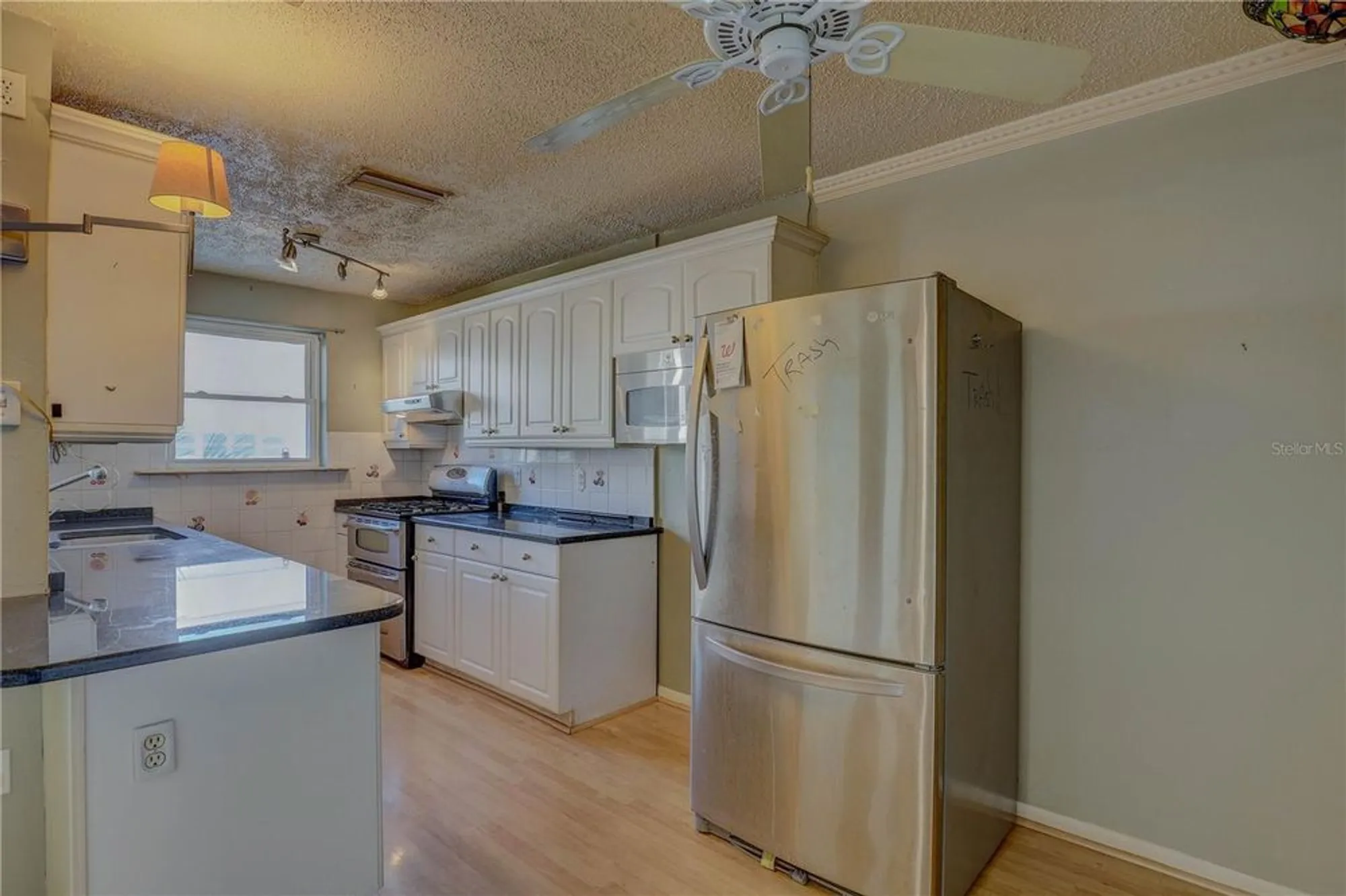 Property Slideshow image 7 of 41 | 5501 80th st n unit 406, Saint Petersburg, FL, 33709