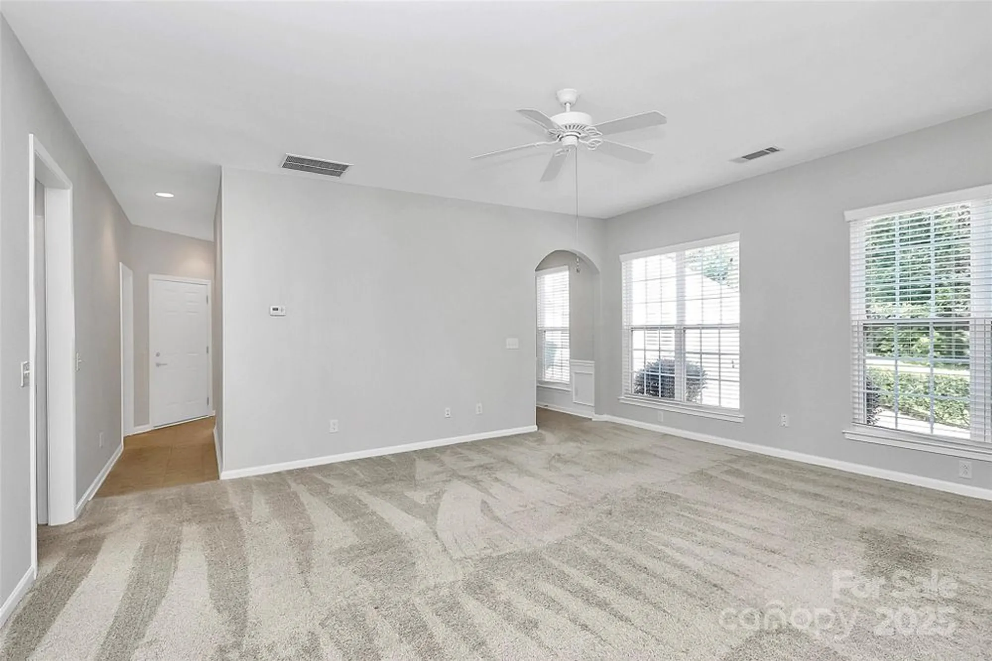 Property Slideshow image 8 of 48 | 911 lily magnolia ct, Fort Mill, SC, 29707