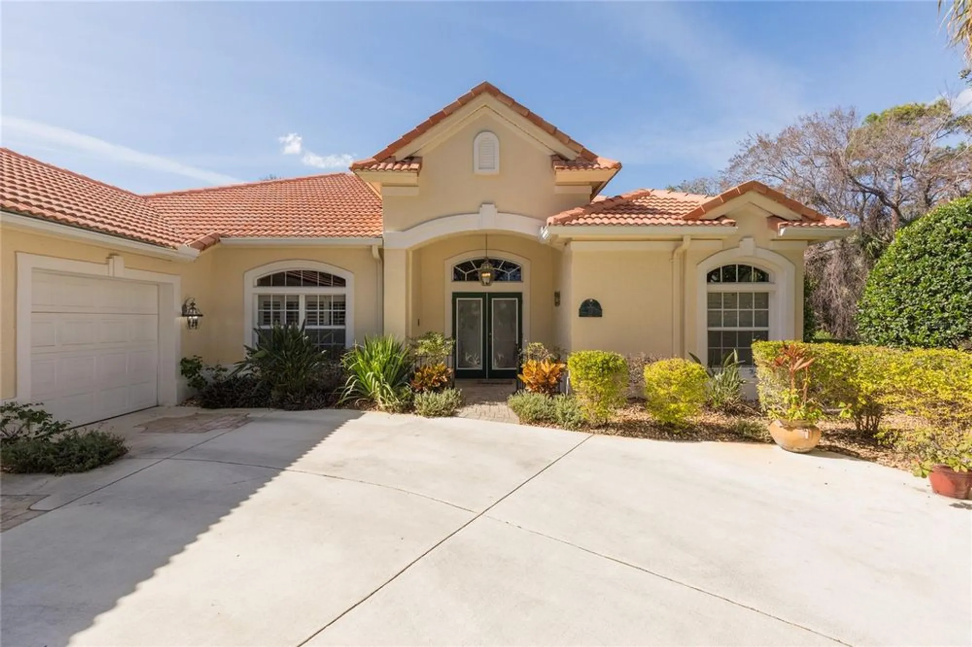 Property Slideshow image 3 of 93 | 2 chinier st, Palm Coast, FL, 32137