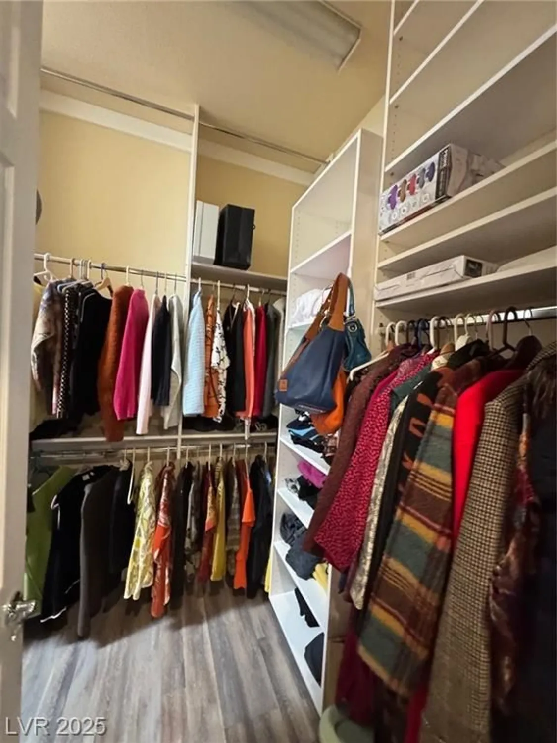 Property Slideshow image 24 of 47 | 4507 denaro dr, Las Vegas, NV, 89135