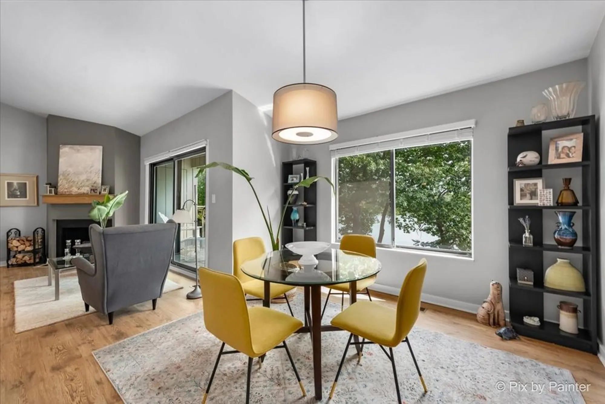 Property Slideshow image 14 of 39 | 209 shoreline rd b, Lake Barrington, IL, 60010