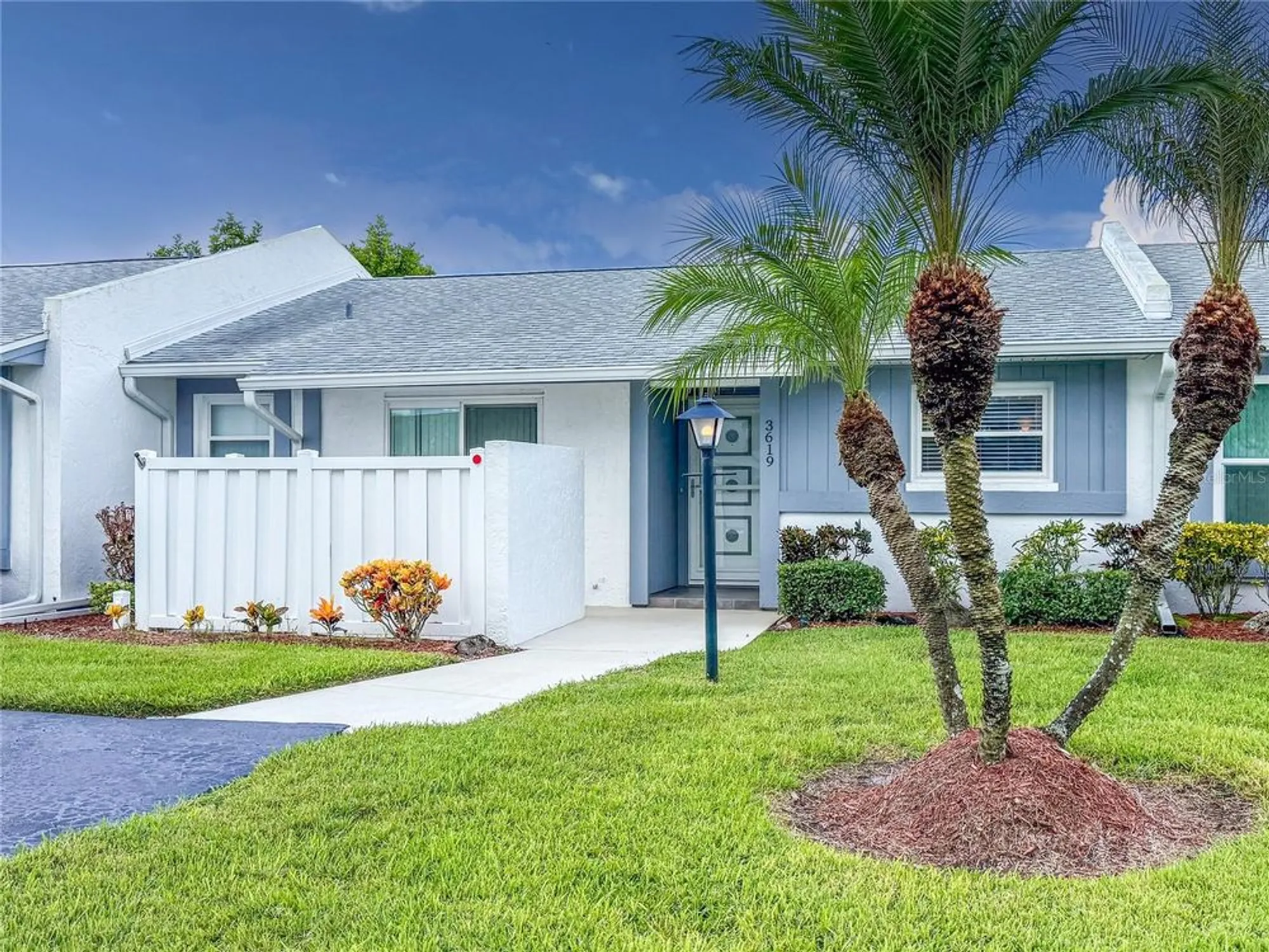 Property Slideshow image 3 of 57 | 3619 36th avenue dr, Bradenton, FL, 34205