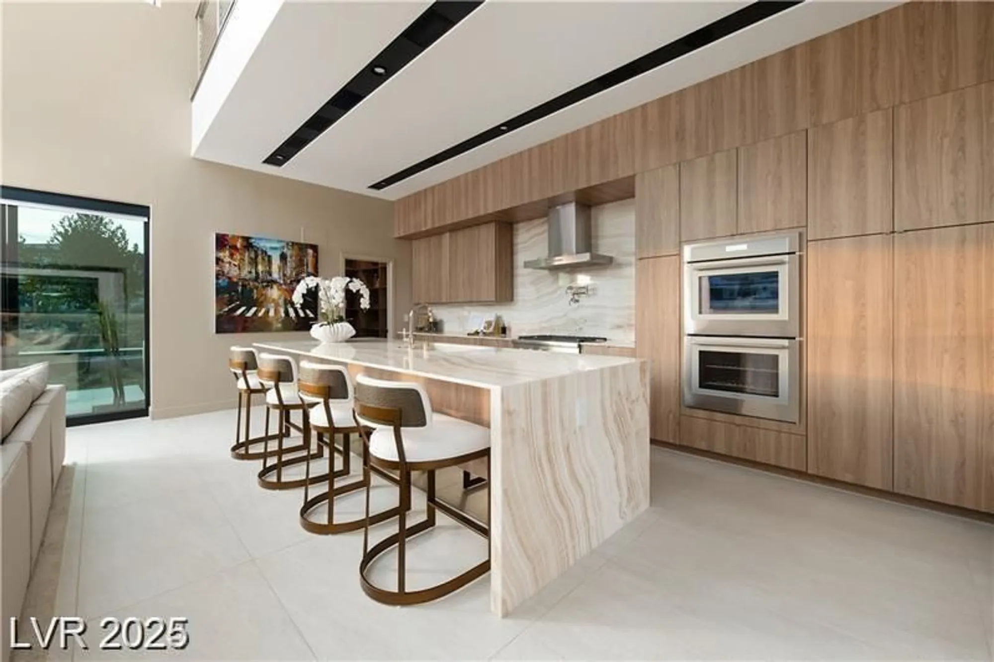 Property Slideshow image 7 of 16 | 105 still shores st, Henderson, NV, 89011