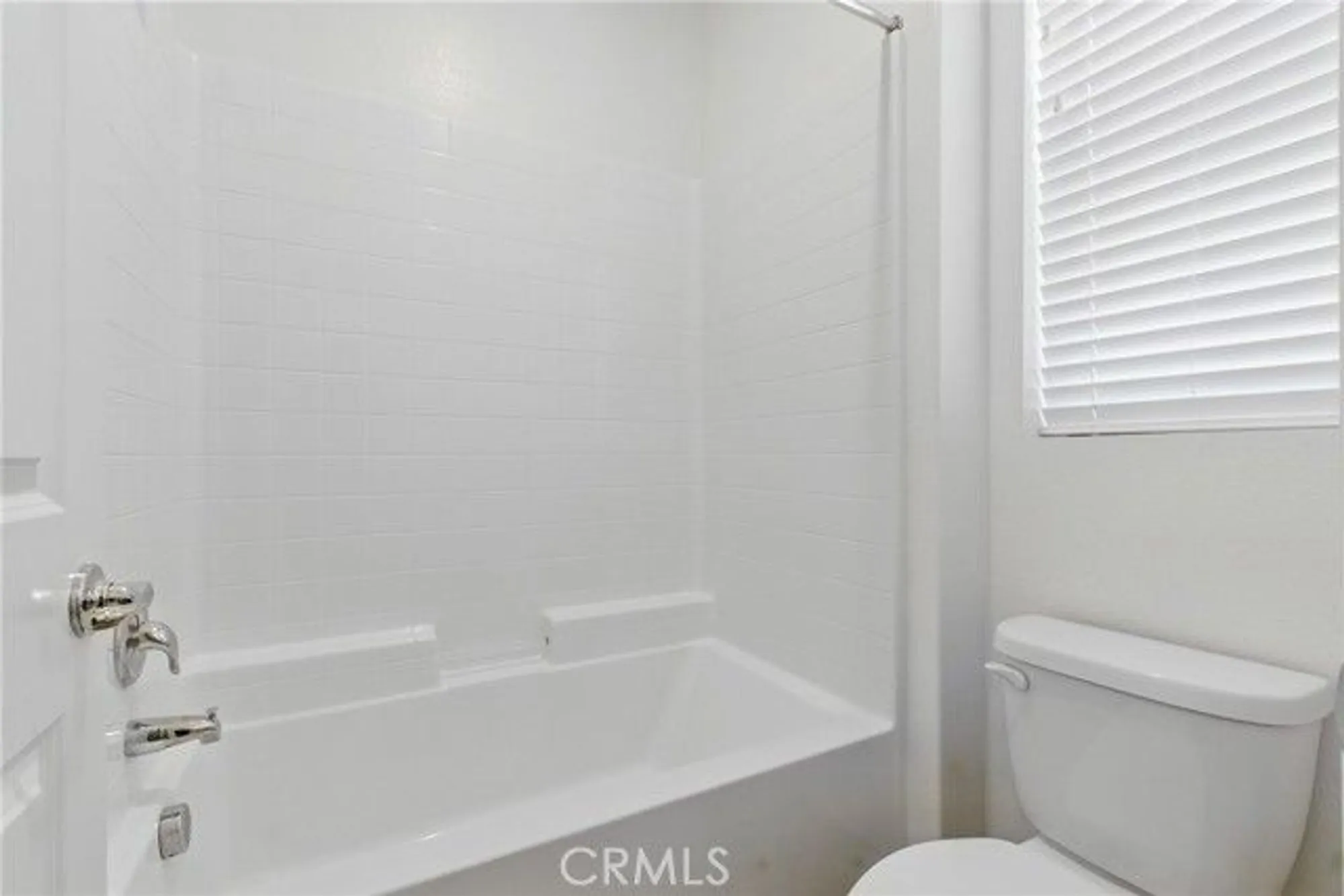 Property Slideshow image 21 of 39 | 24583 acadia dr, Corona, CA, 92883