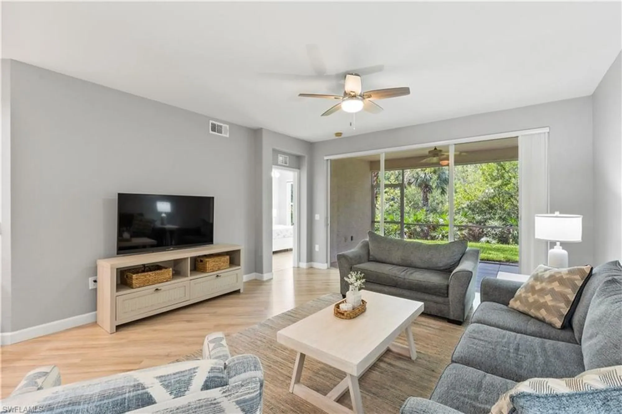 Property Slideshow image 11 of 28 | 9625 hemingway ln apt 3704, Fort Myers, FL, 33913