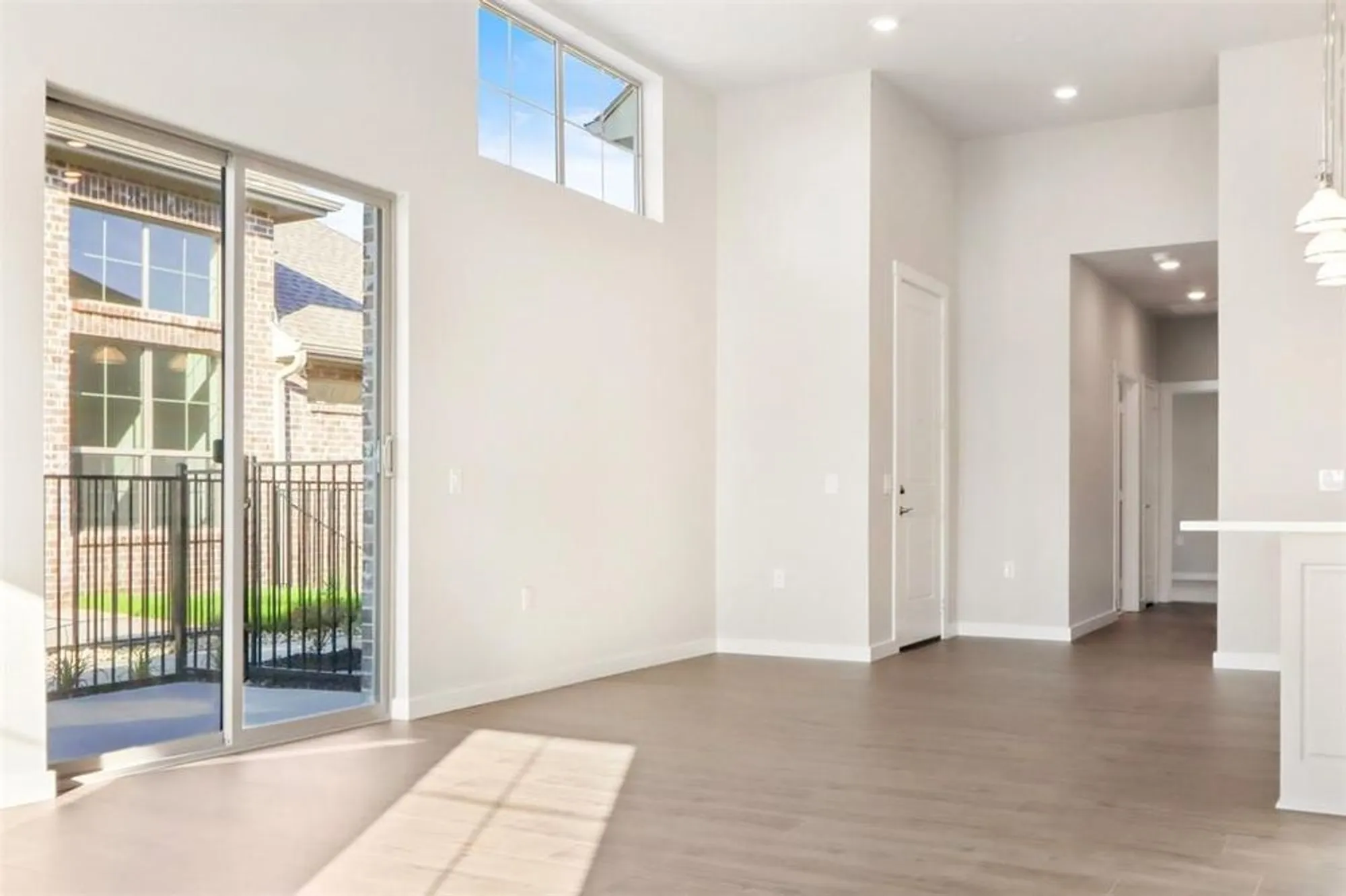 Property Slideshow image 8 of 27 | 2619 st helena ln, Grand Prairie, TX, 75054