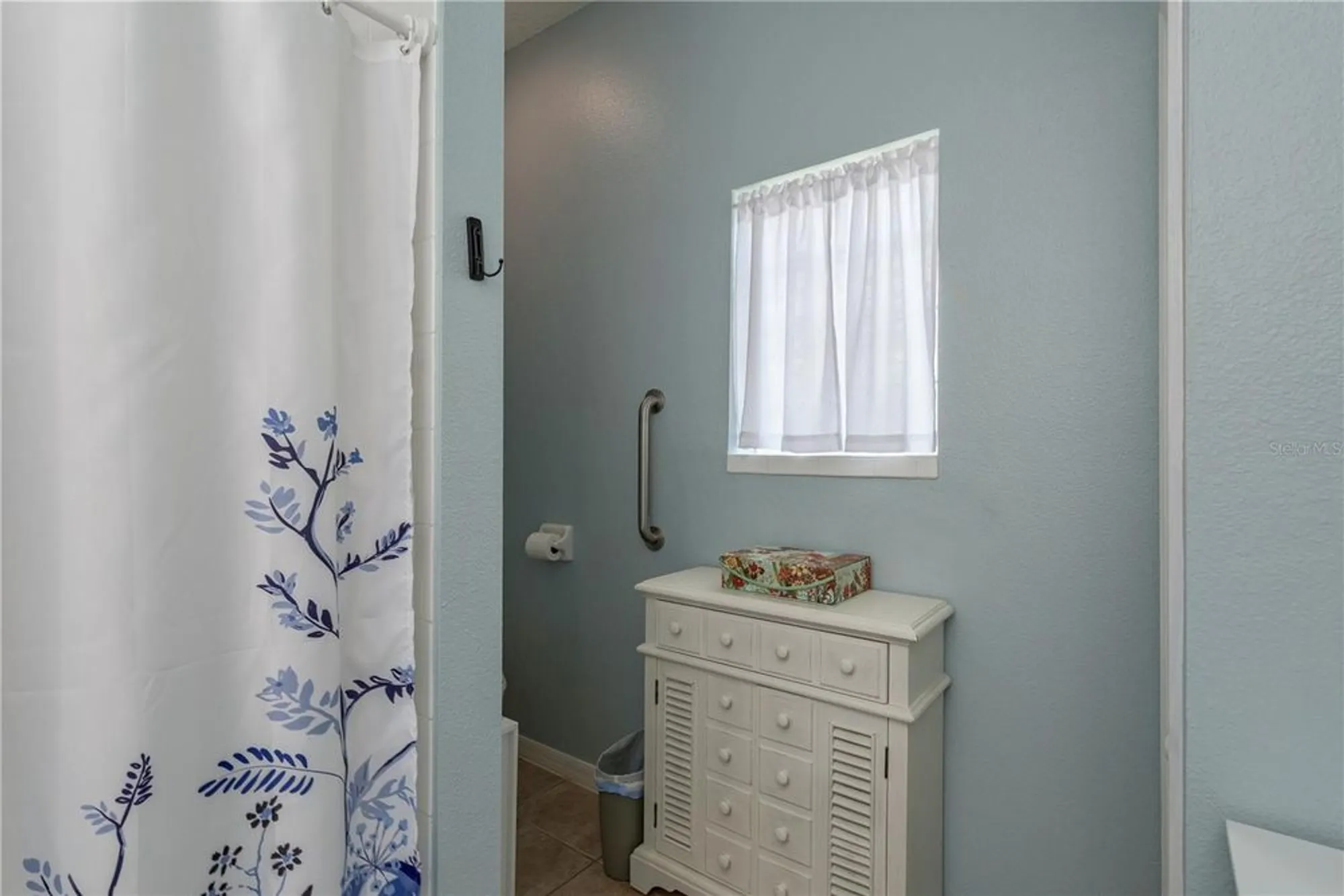 Property Slideshow image 65 of 90 | 2747 wood pointe dr, Holiday, FL, 34691