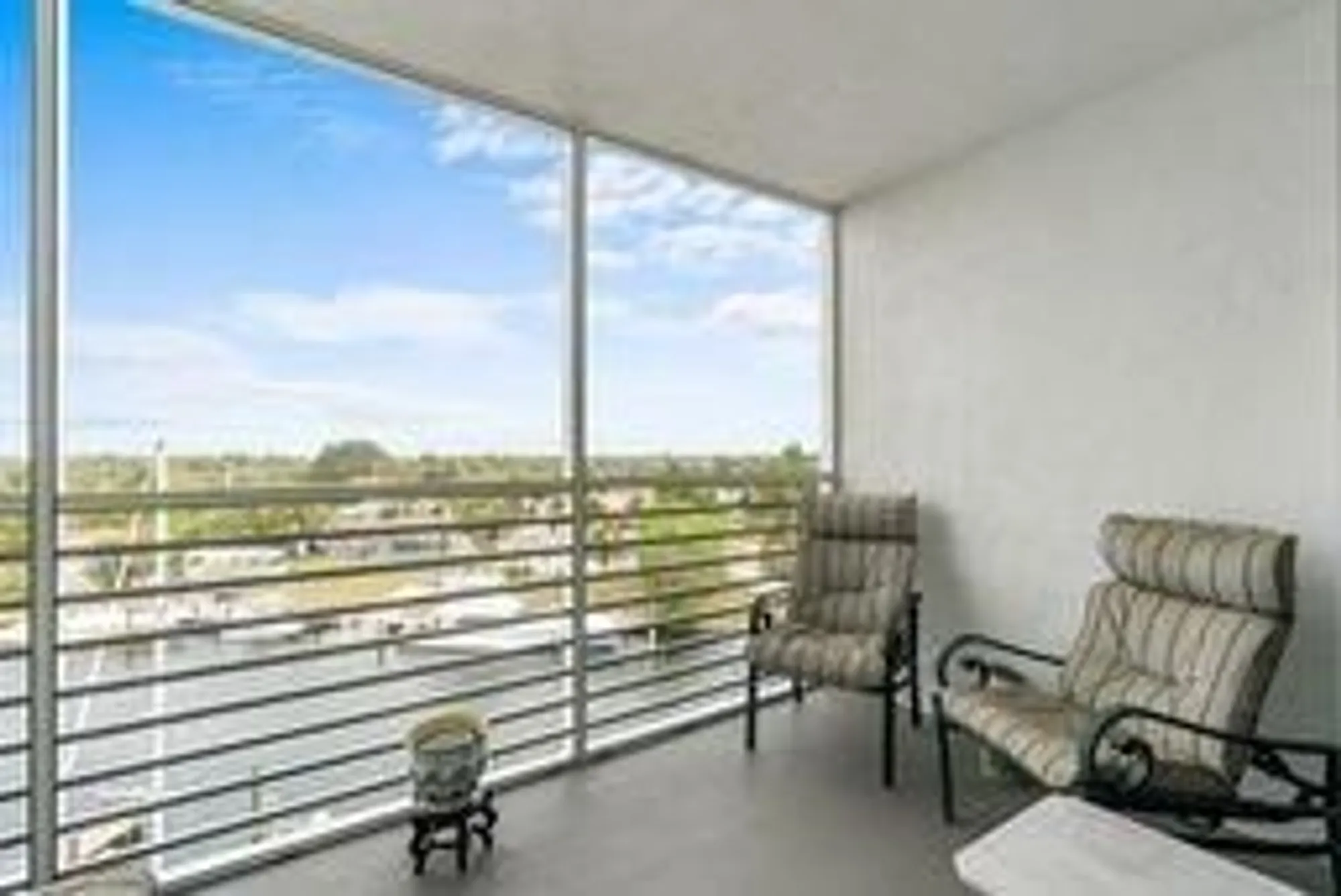Property Slideshow image 5 of 43 | 2731 ne 14th street cswy 710, Pompano Beach, FL, 33062