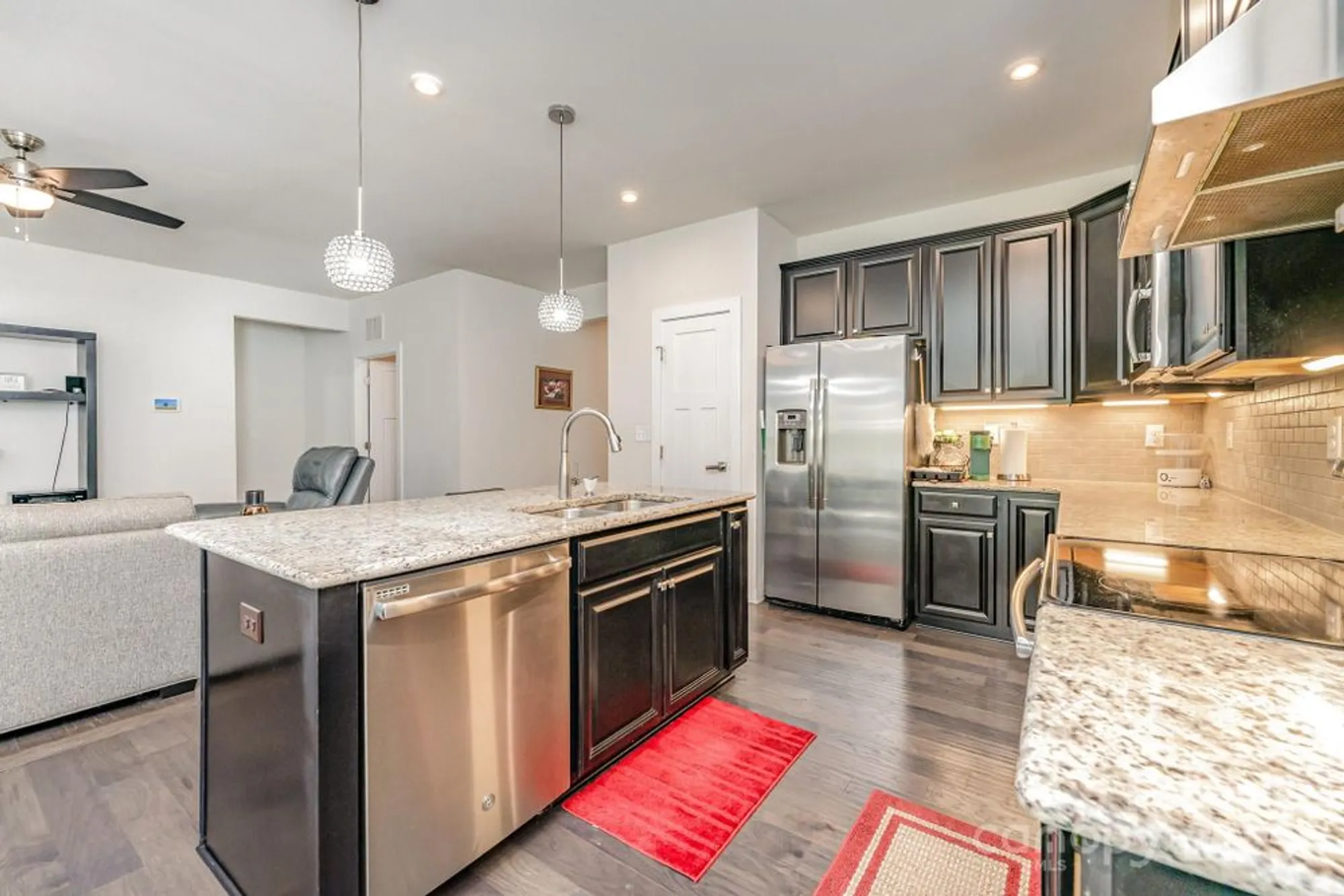 Property Slideshow image 12 of 24 | 10356 black locust ln, Charlotte, NC, 28215