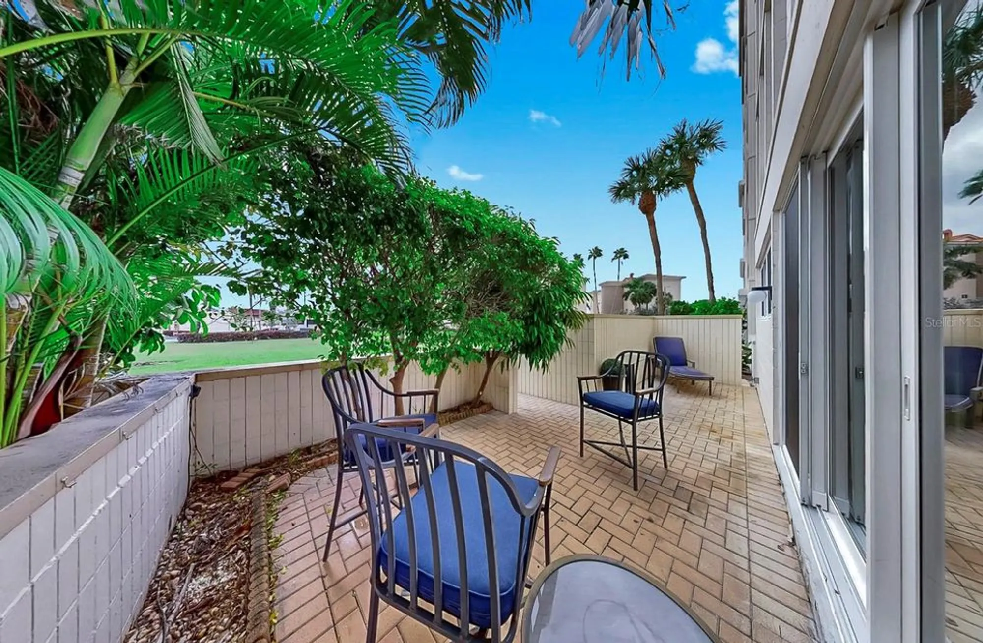 Property Slideshow image 49 of 58 | 7400 sun island dr 105, South Pasadena, FL, 33707