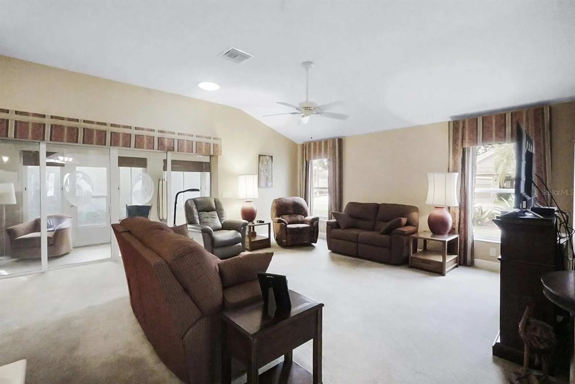 Property Slideshow image 18 of 41 | 1147 isle of palms path, The Villages, FL, 32162