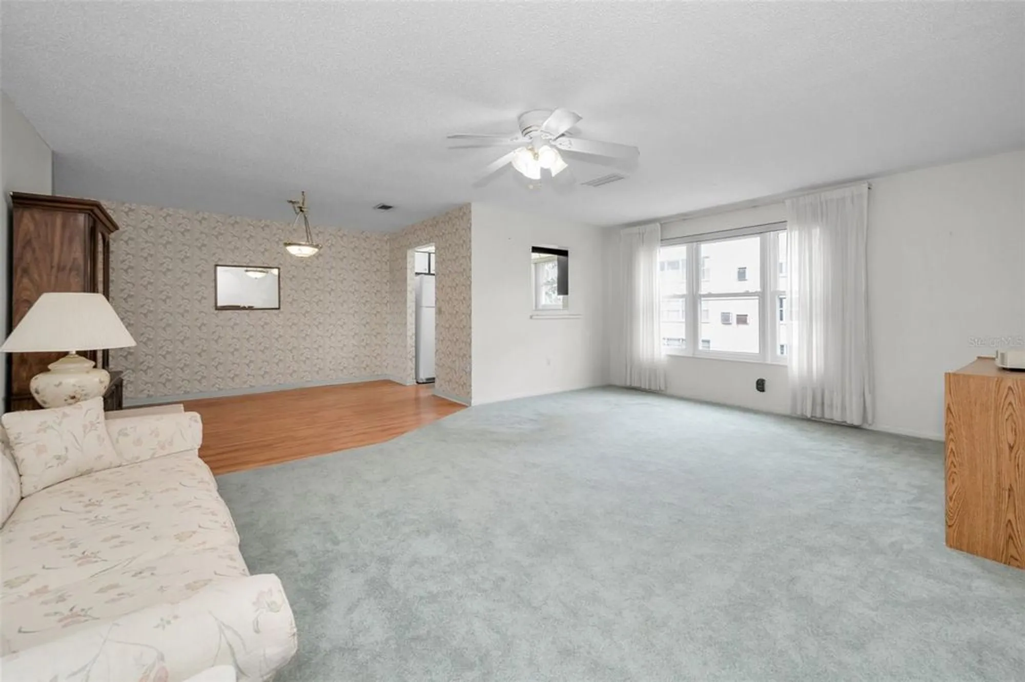 Property Slideshow image 19 of 84 | 5501 80th st n unit 405, St Petersburg, FL, 33709