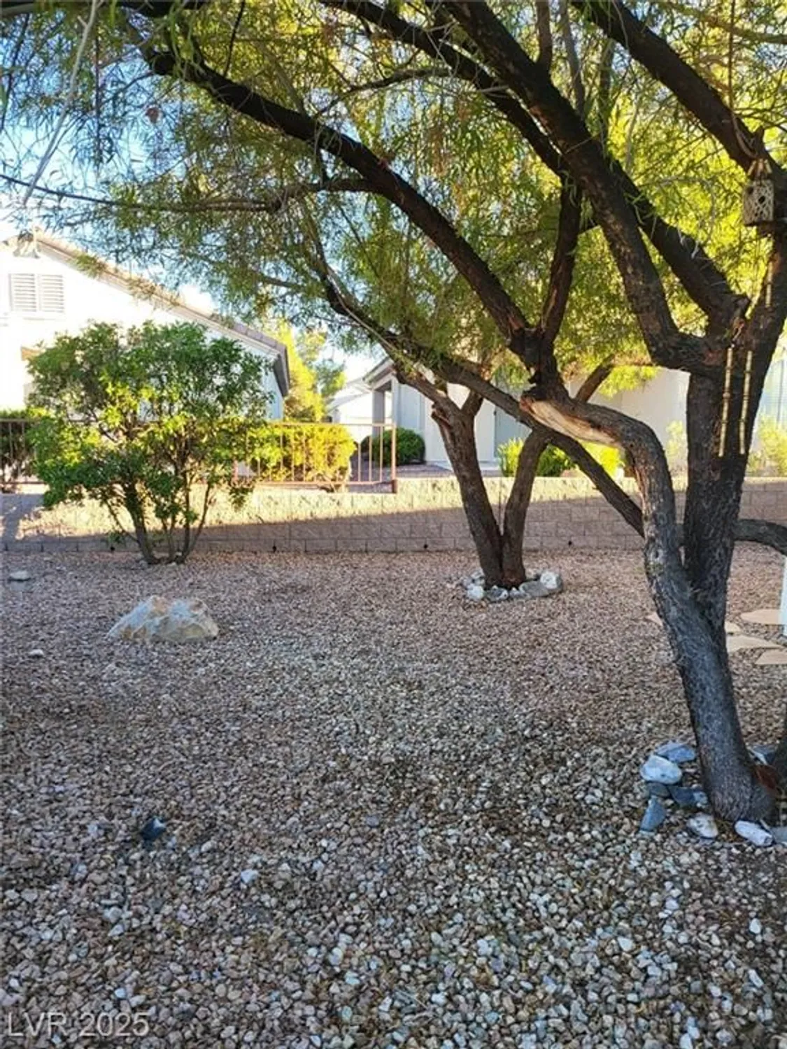 Property Slideshow image 19 of 22 | 1376 forlana dr, Henderson, NV, 89052